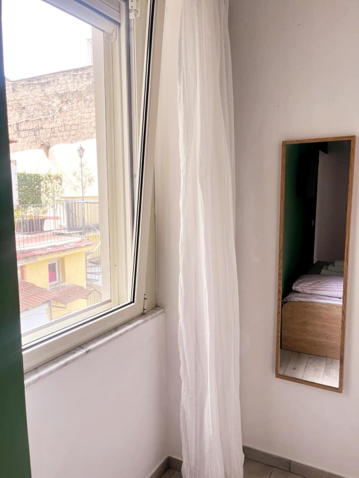 Chez Bois - Suite Apartment Capodimonte