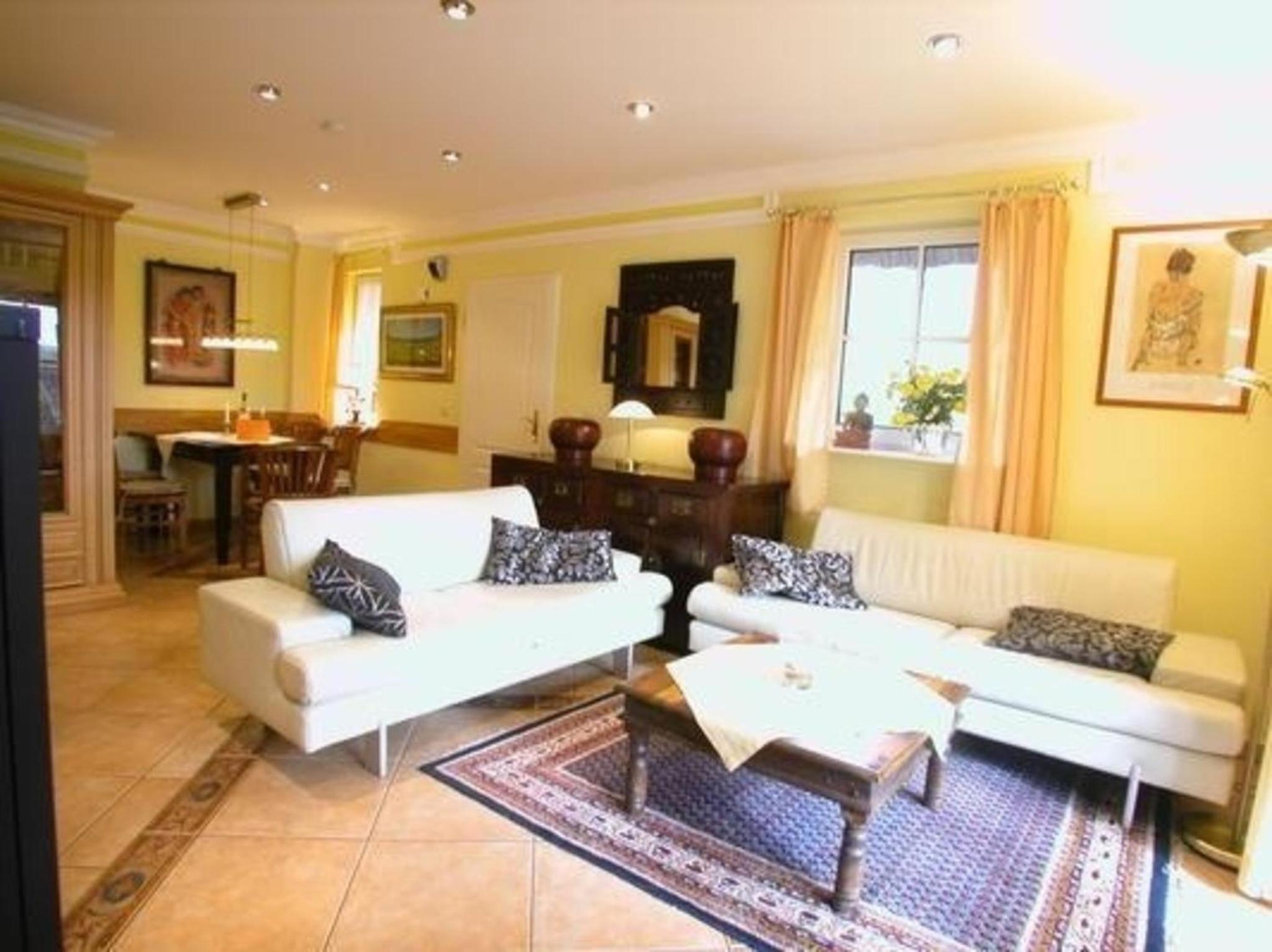 Ferienhaus in Groß Zicker mit Terrasse, Garten und Grill