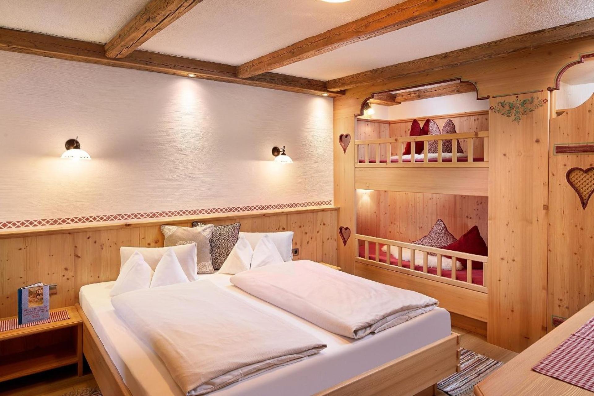 Ferienhaus im Almdorf in Flachau - a81061