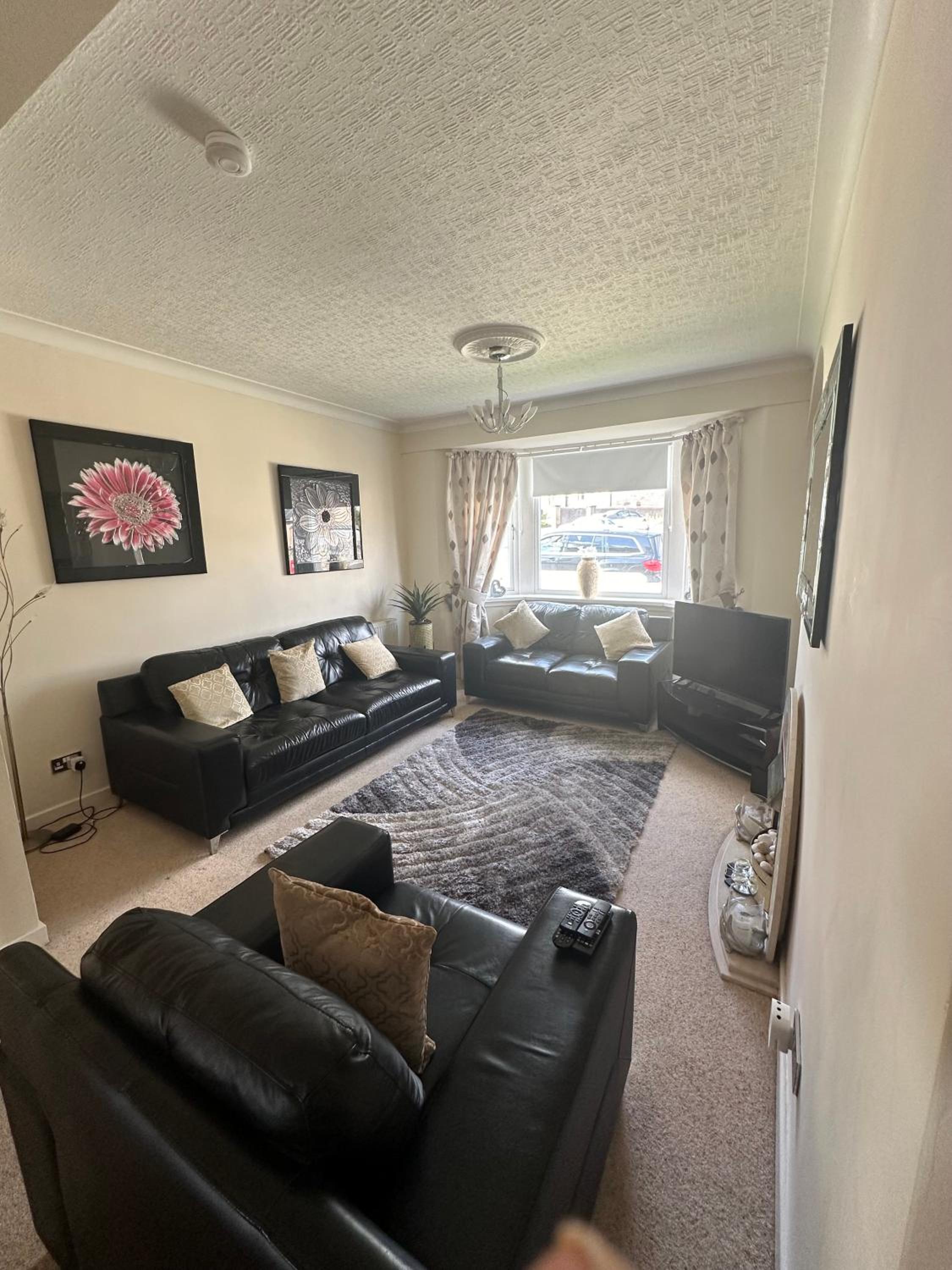 High Road, Stevenston, 15 minutes drive to Troon view 3
