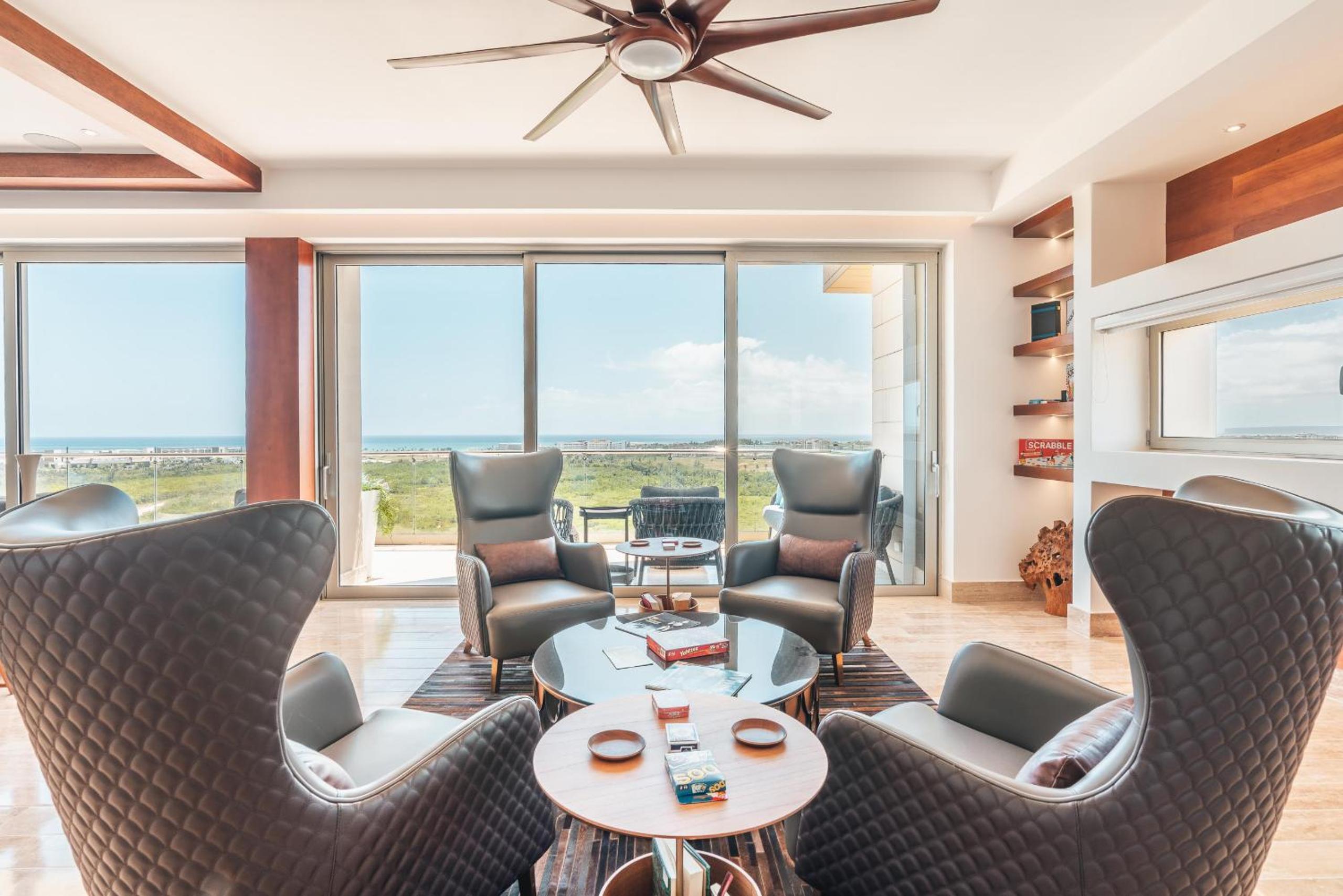Incredible Penthouse in exclusive tower in CapCana