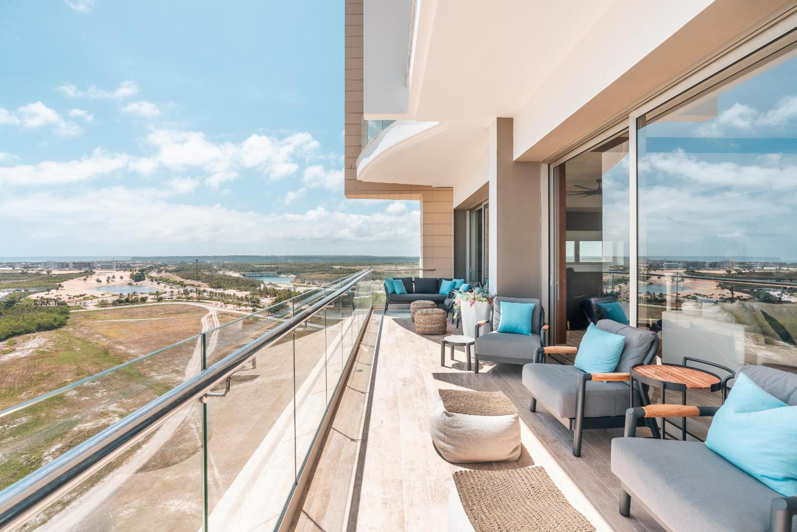 Incredible Penthouse in exclusive tower in CapCana