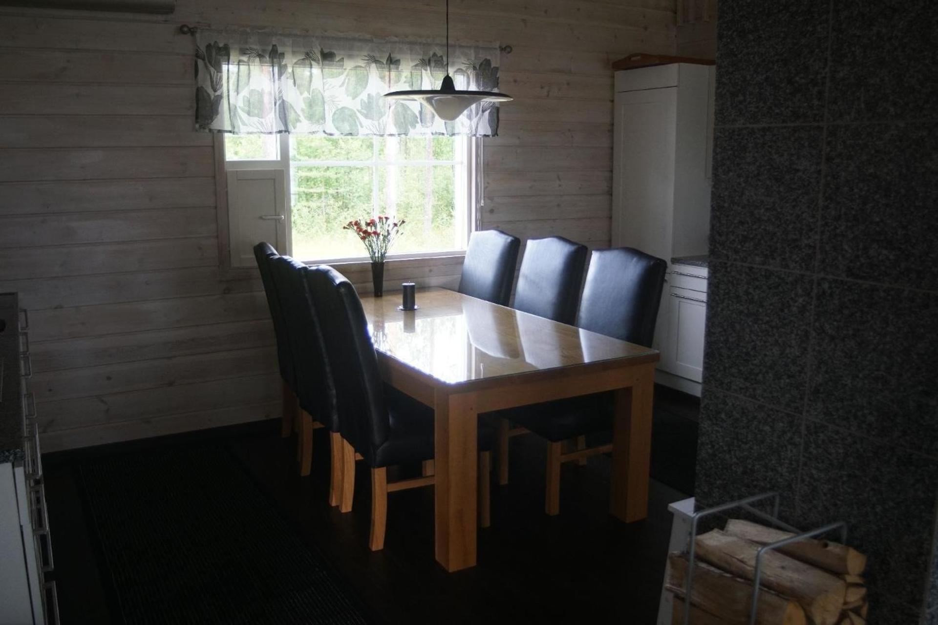 Ferienvilla mit Sauna und Garten am See