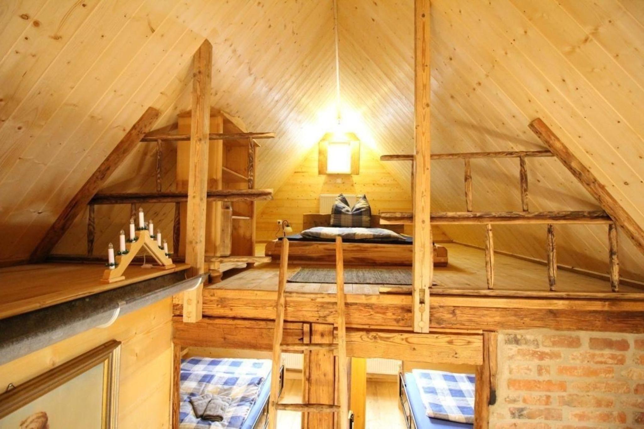 Appartement in Klingenthal mit Terrasse, Garten und Grill