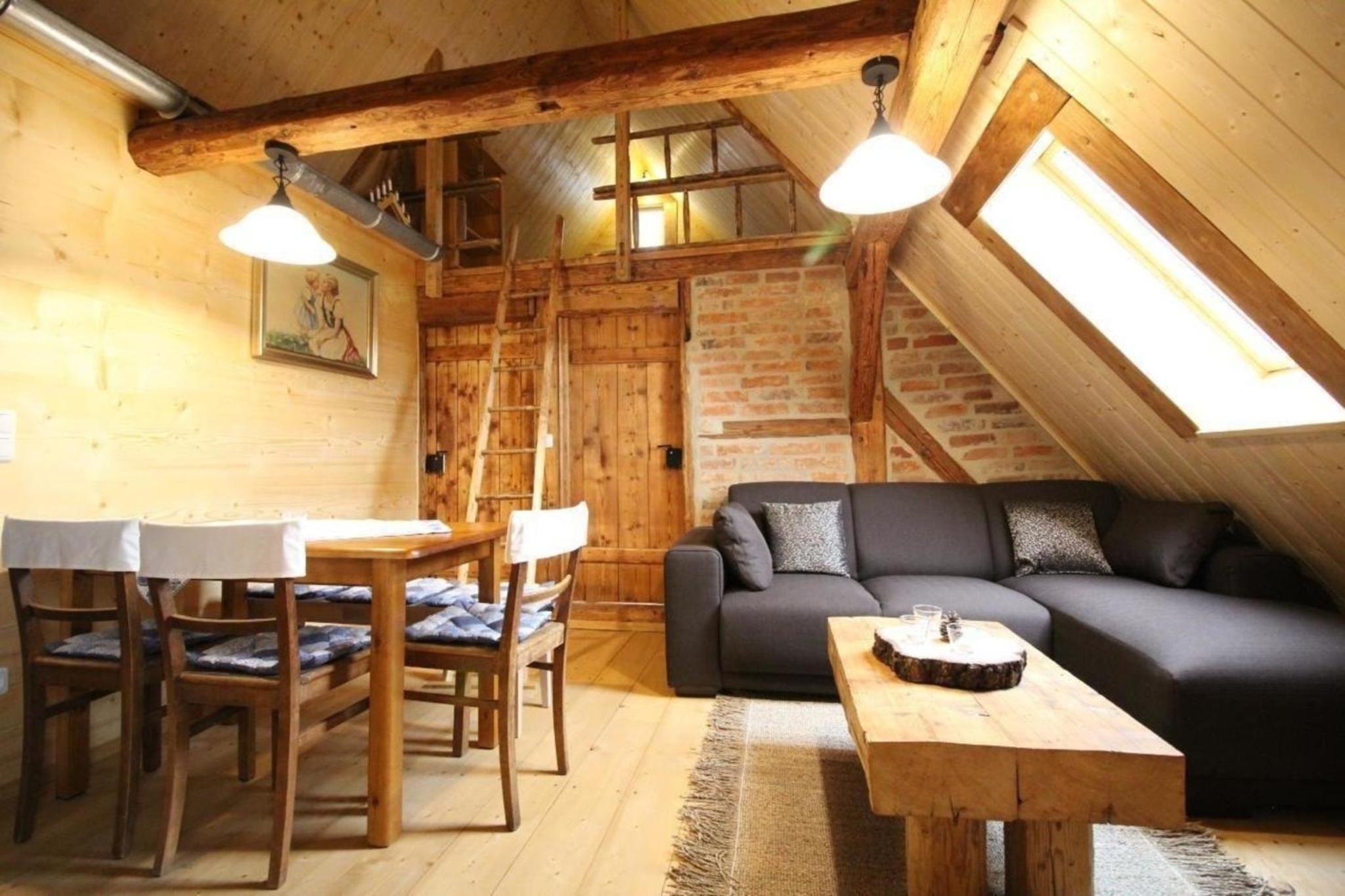 Appartement in Klingenthal mit Terrasse, Garten und Grill