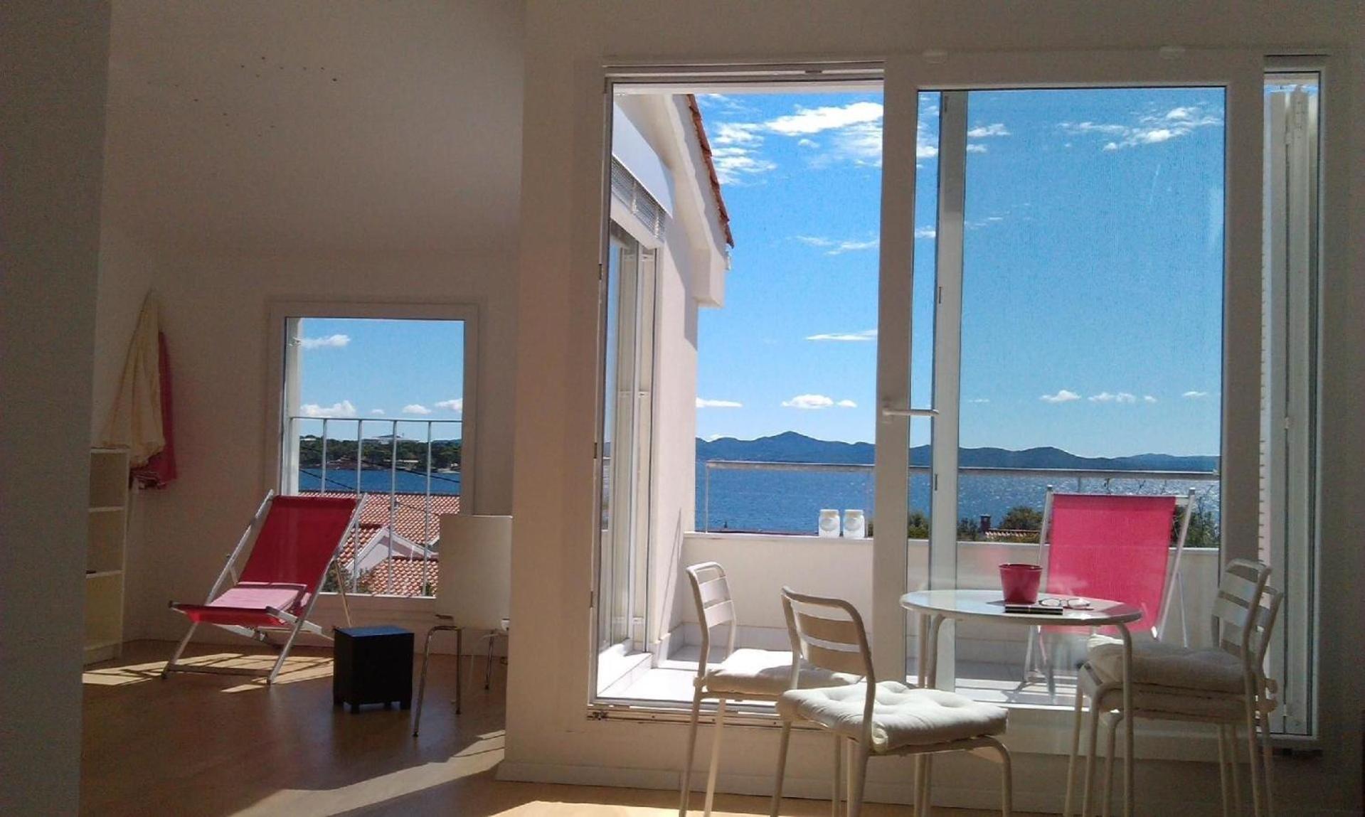 Traumhafte Villa Punta Skala Mit 2 Terrassen view 2