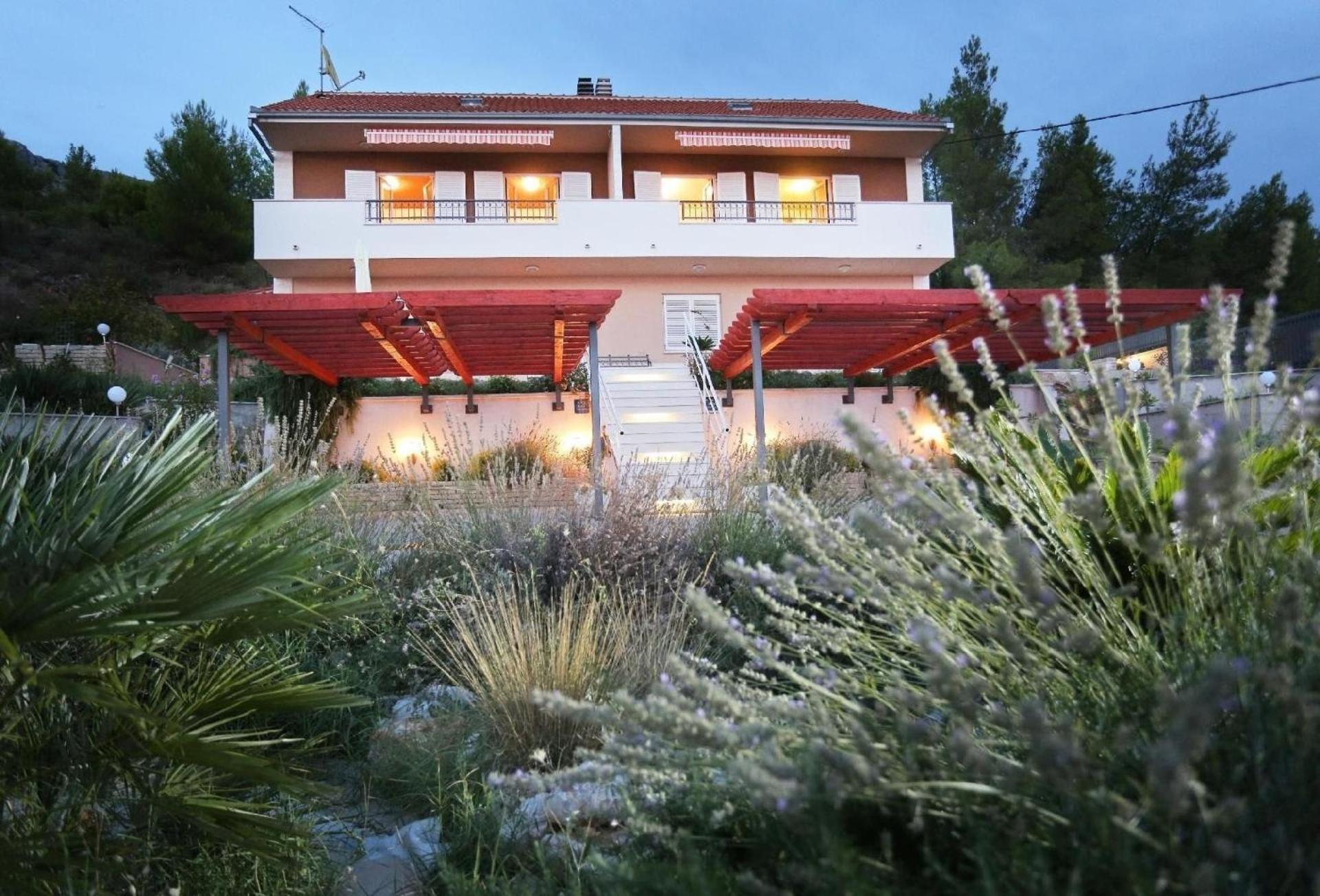 Ferienwohnung Mit Terrasse Und Herrlichem Ausblick