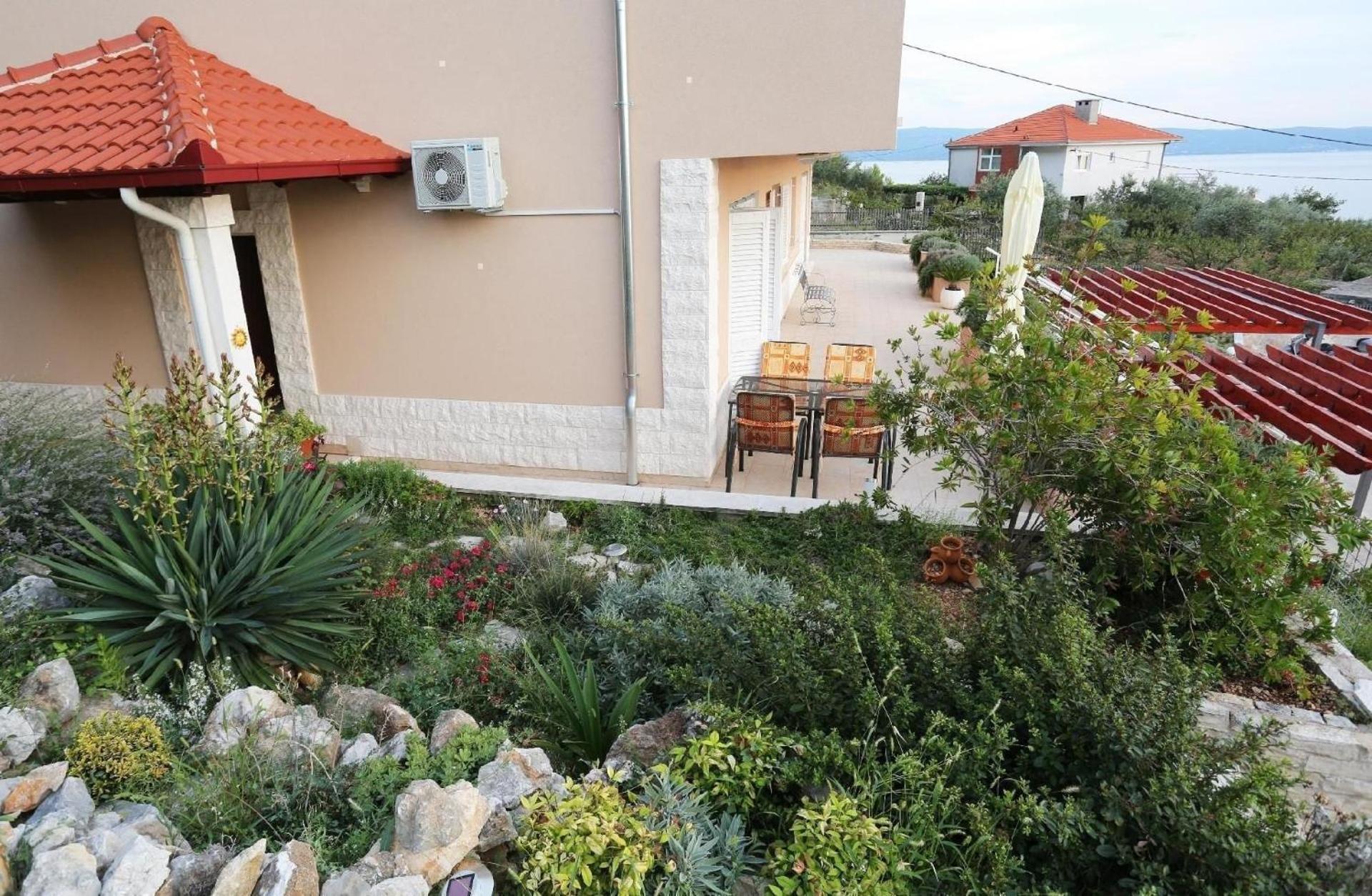 Ferienwohnung Mit Terrasse Und Herrlichem Ausblick