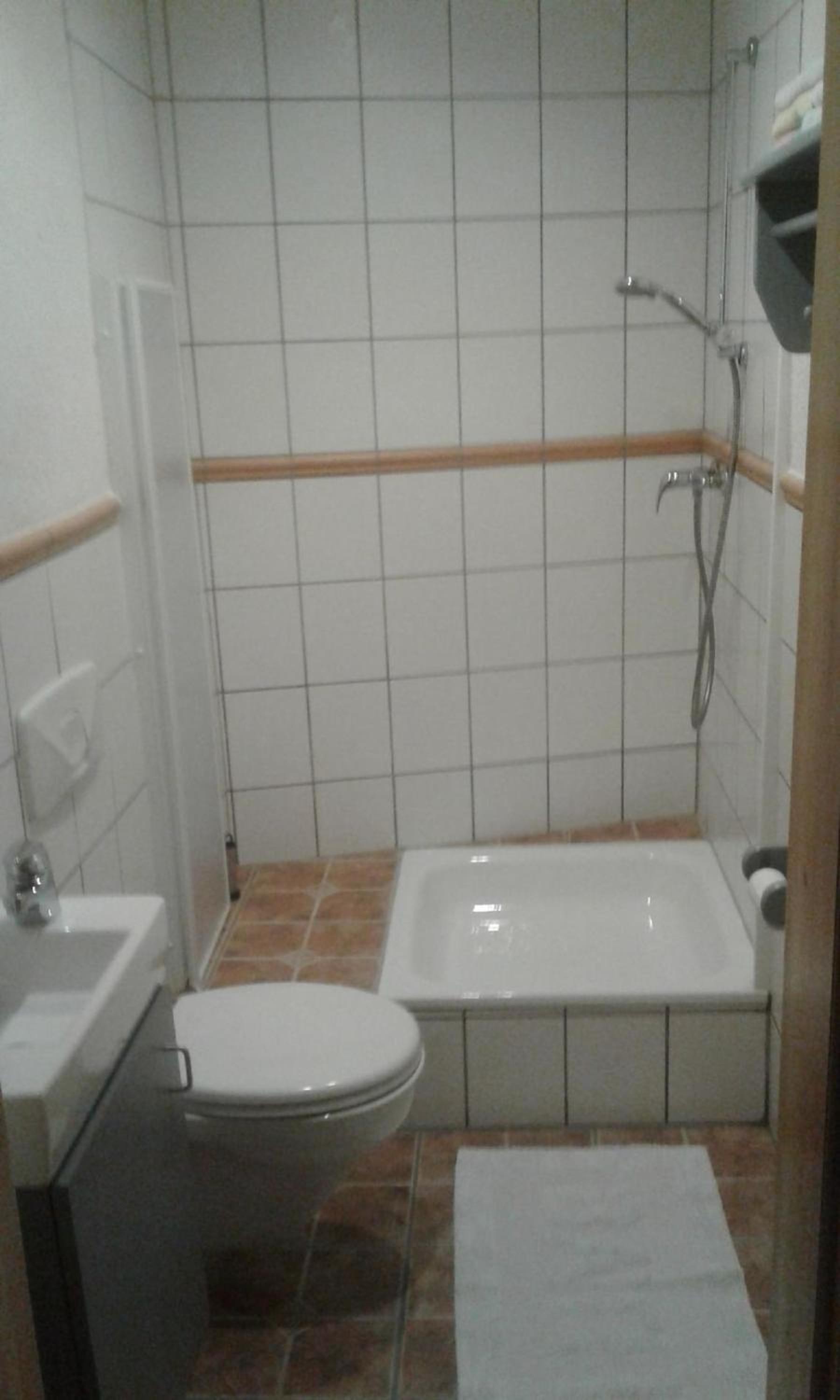 Ferienwohnung Mit Garten Und Parkplatz