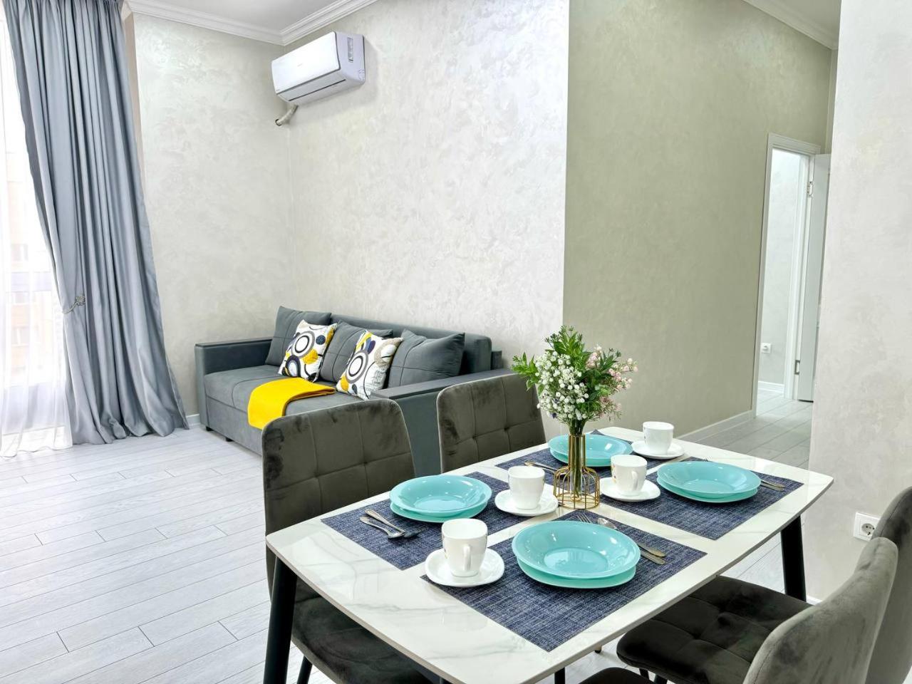 Cozy 2 bedroom apartment EASY rent