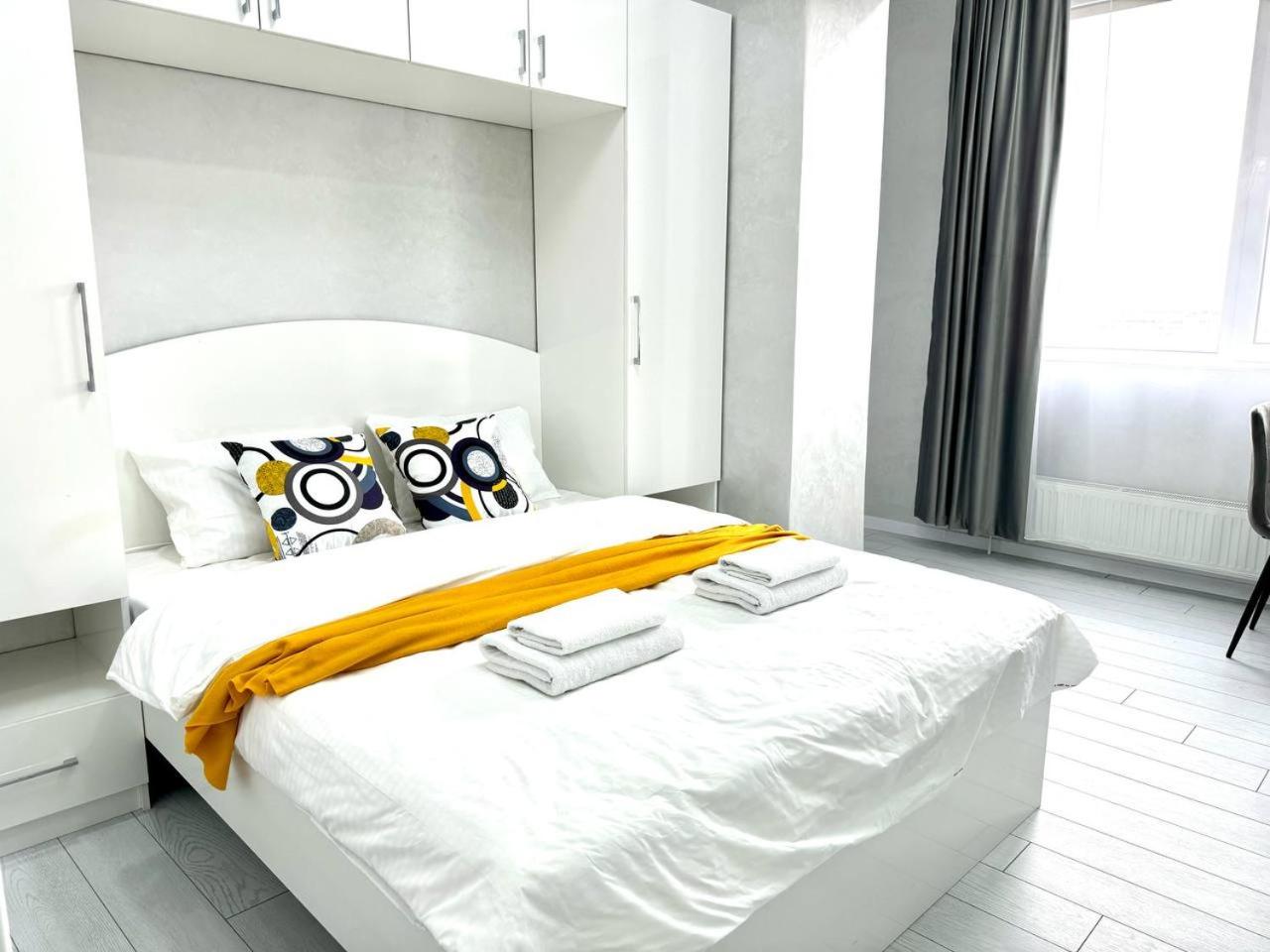 Cozy 2 bedroom apartment EASY rent