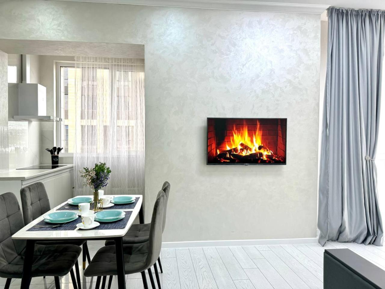 Cozy 2 bedroom apartment EASY rent