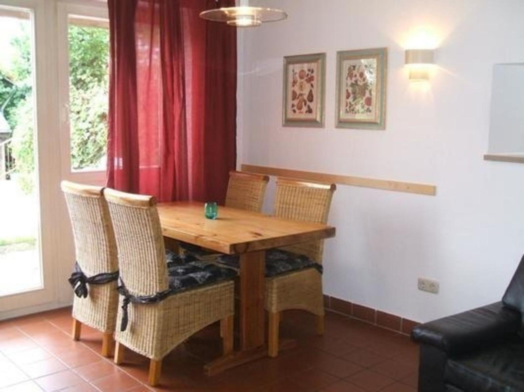 Ferienhaus Schlossberg mit kostenloser Nutzung von Bus und Bahn sowie kostenlosem w-lan - Property Image 16