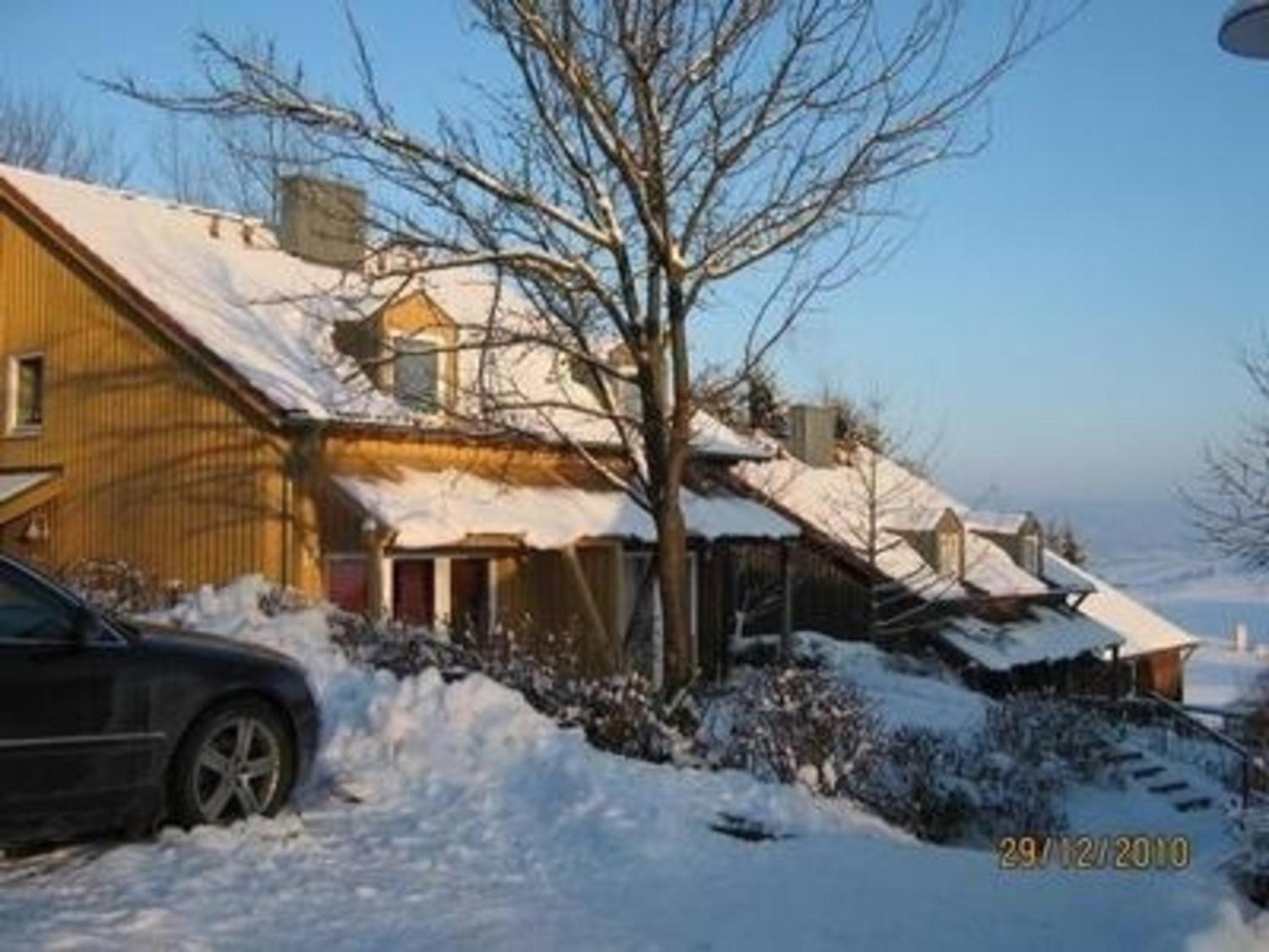 Ferienhaus Schlossberg mit kostenloser Nutzung von Bus und Bahn sowie kostenlosem w-lan - Property Image 6
