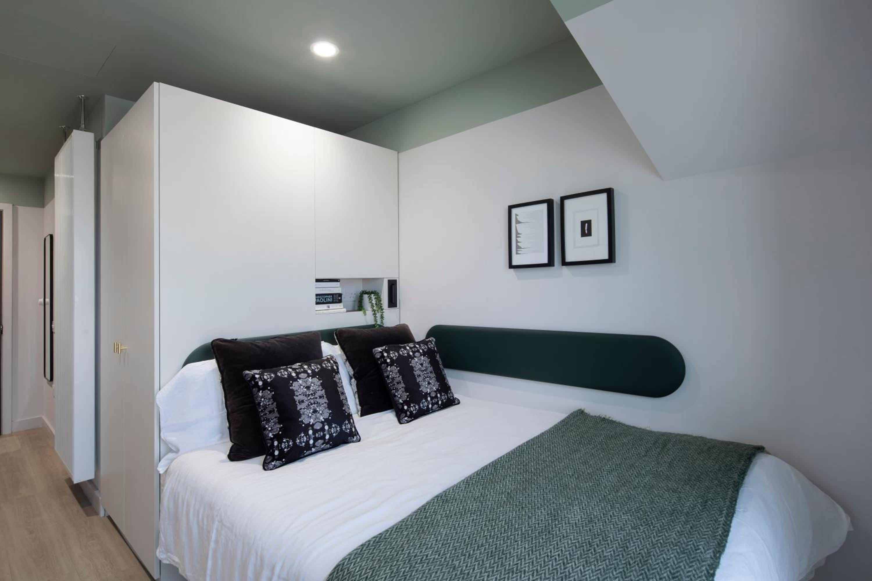 Keel House Modern Studios view 3