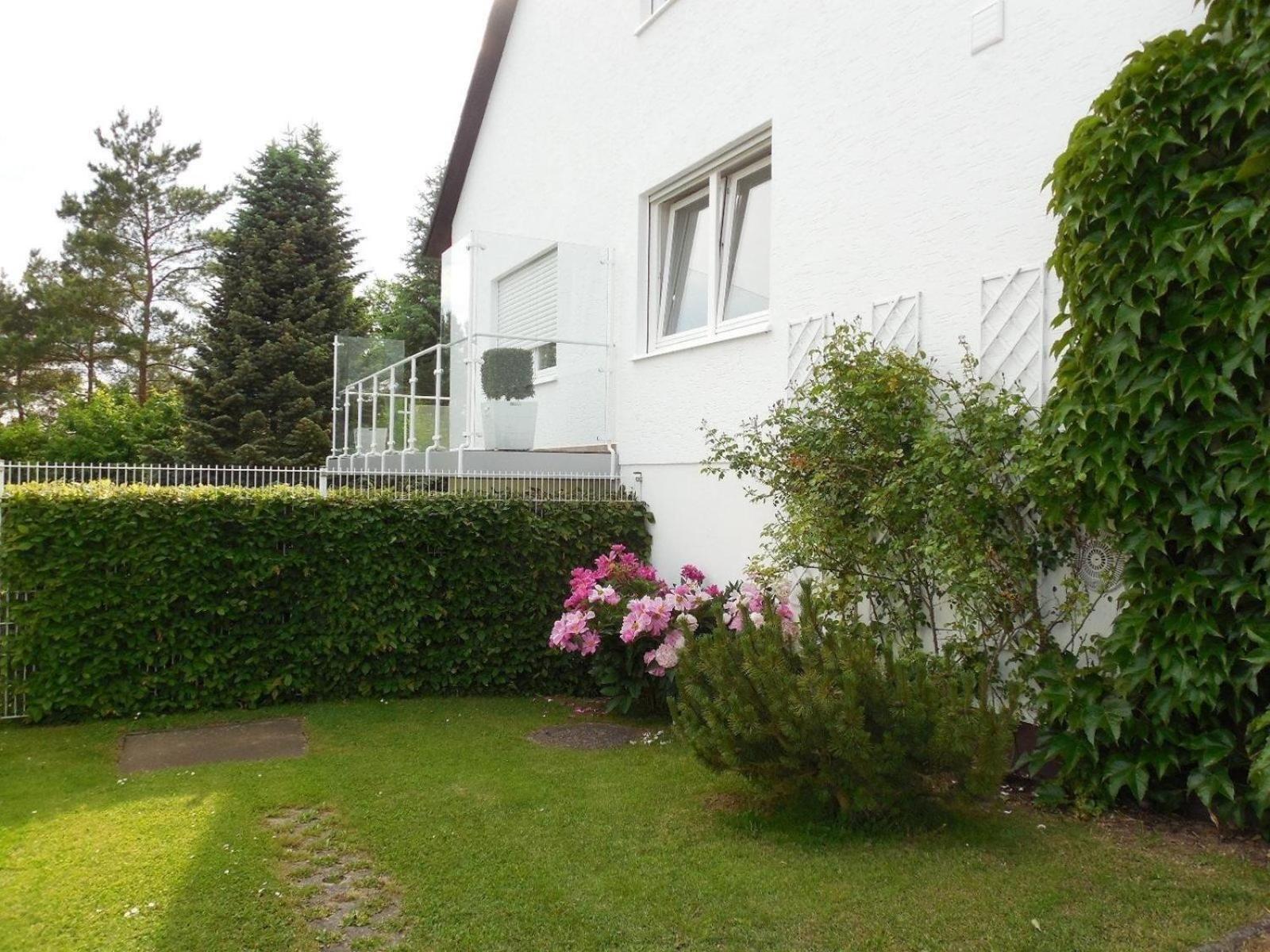 Ferienwohnung direkt am Waldrand mit Terrasse