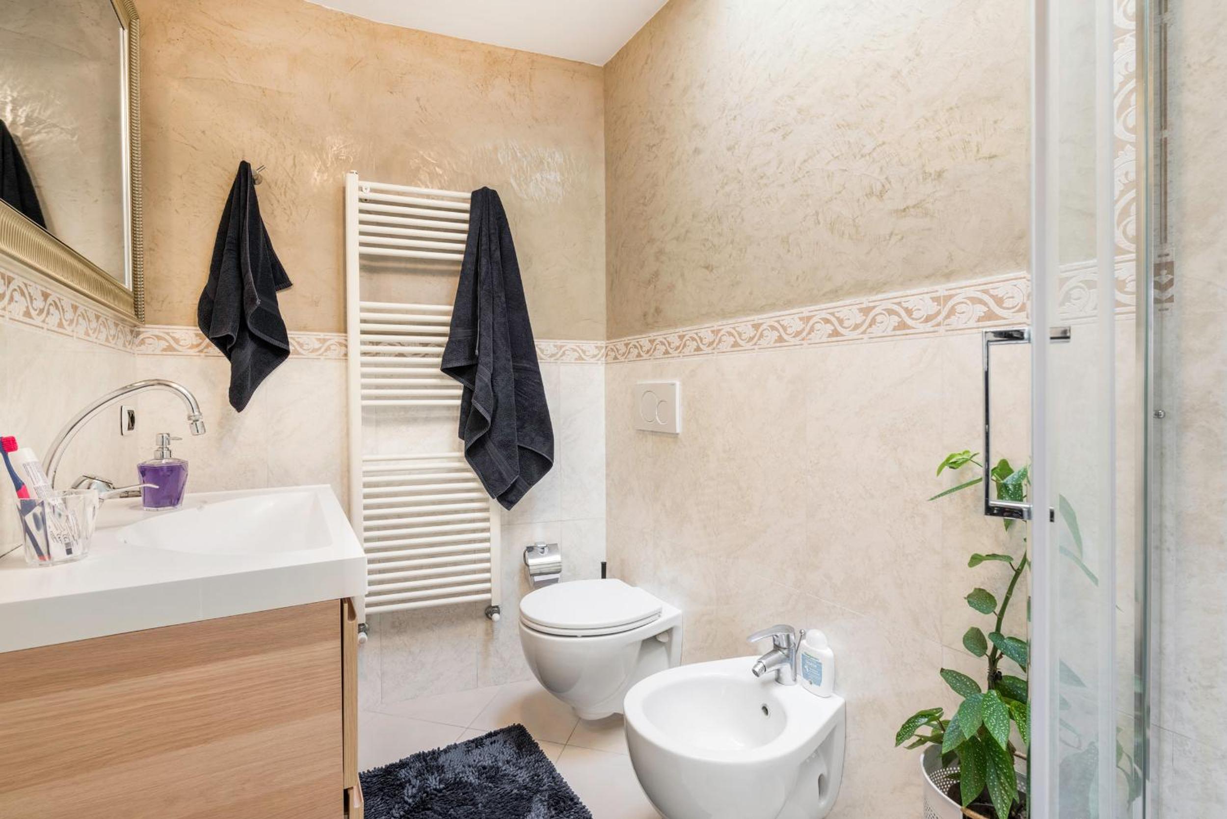 FLORENCE GIANNOTTI HOME