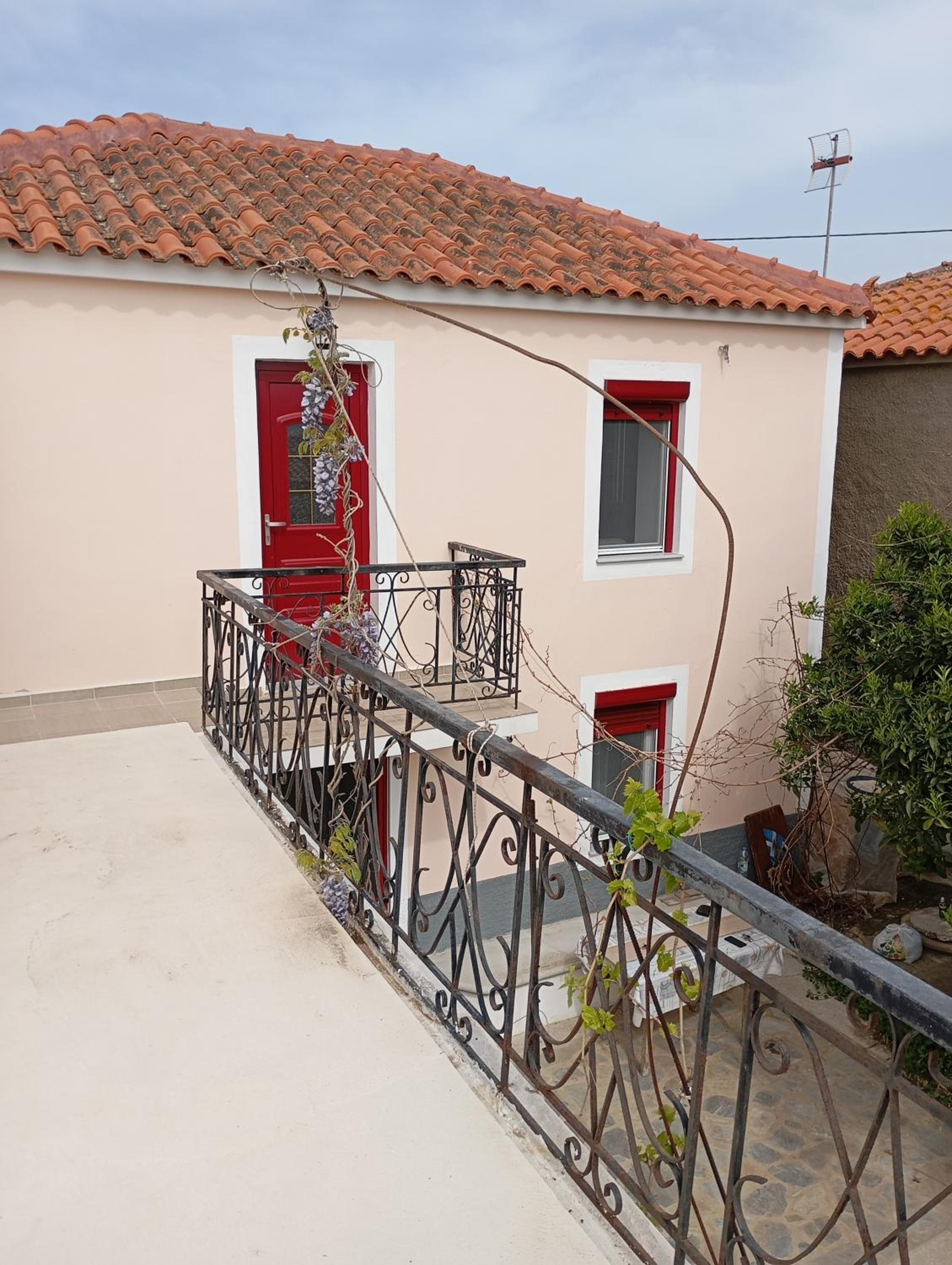 Karpasi House