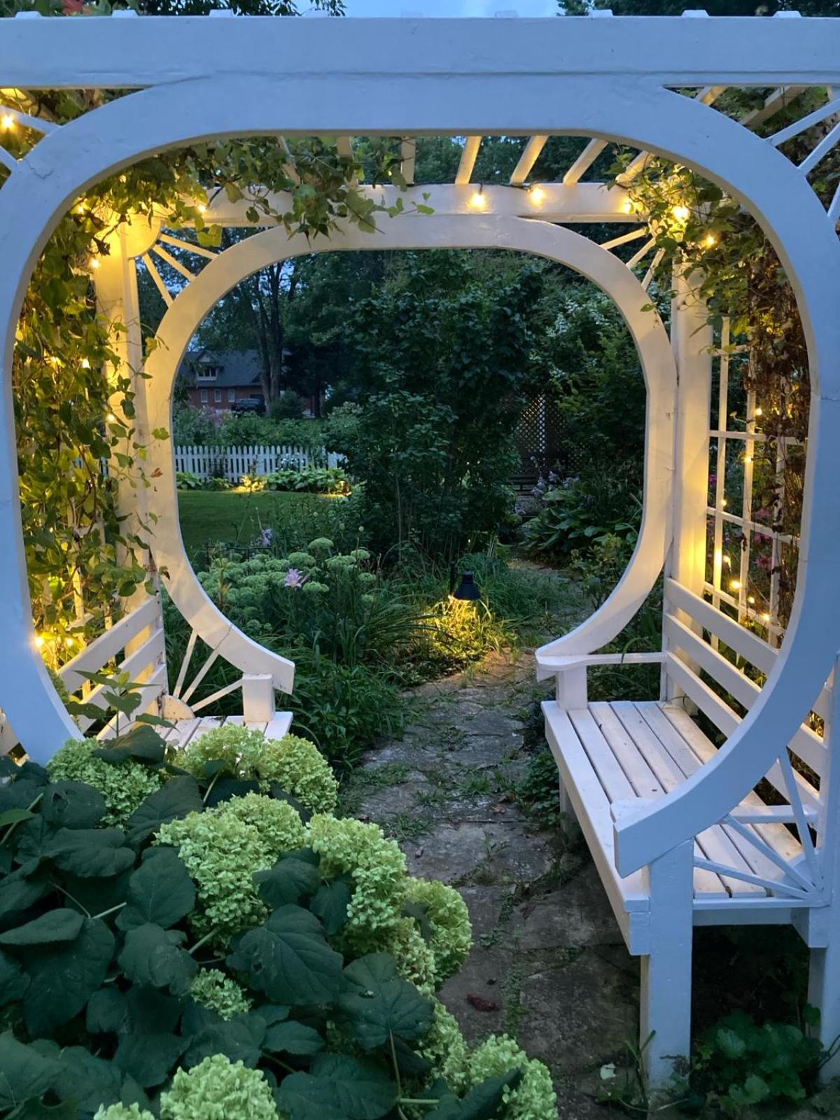 Glorious Gardens Bed and Breakfast