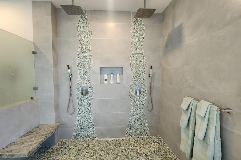 Cava Vista Villa
