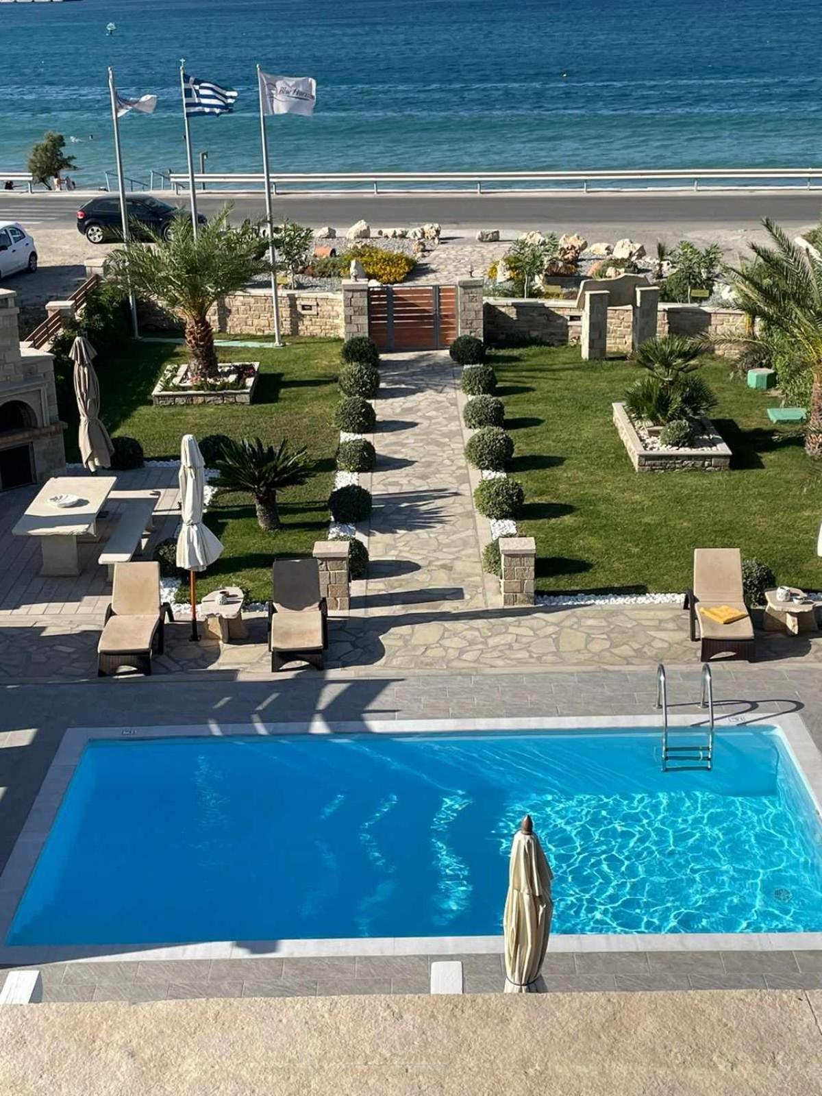 Blue Horizon Villa & Suites