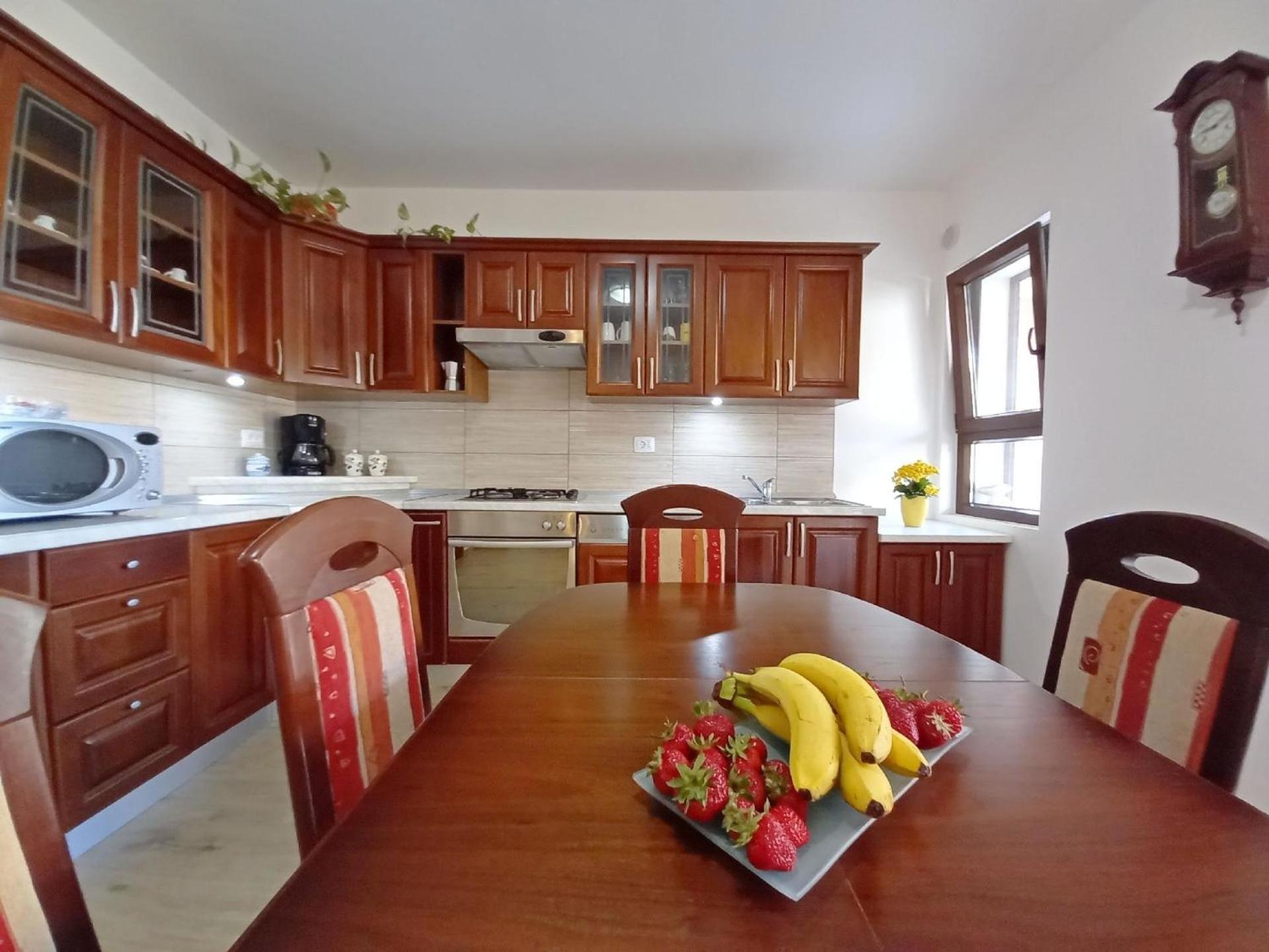 Ferienwohnung in Pula mit Grill, Garten und Terrasse