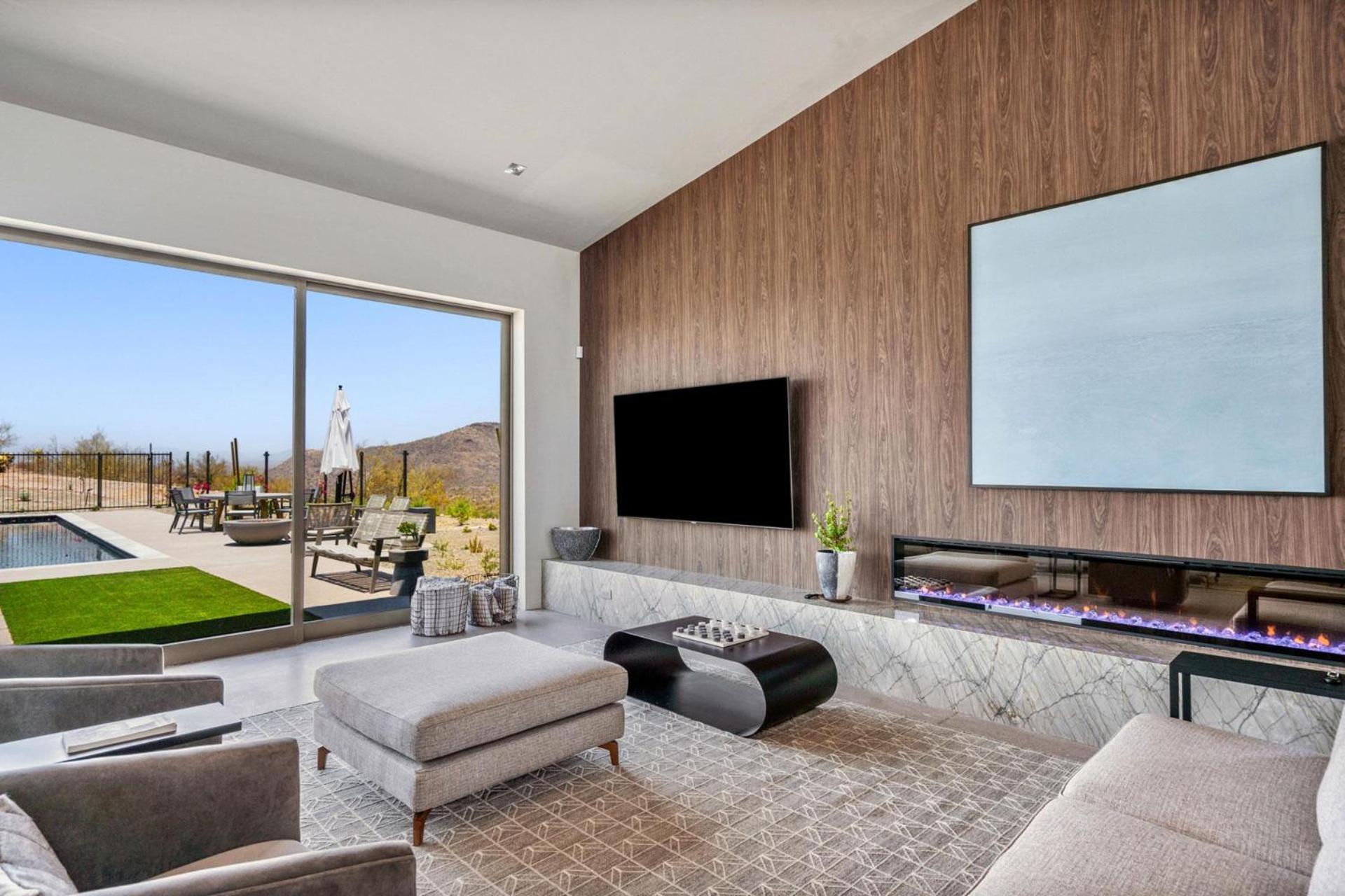 Paradise Canyon-Infinity Heated Pool-Estate 3