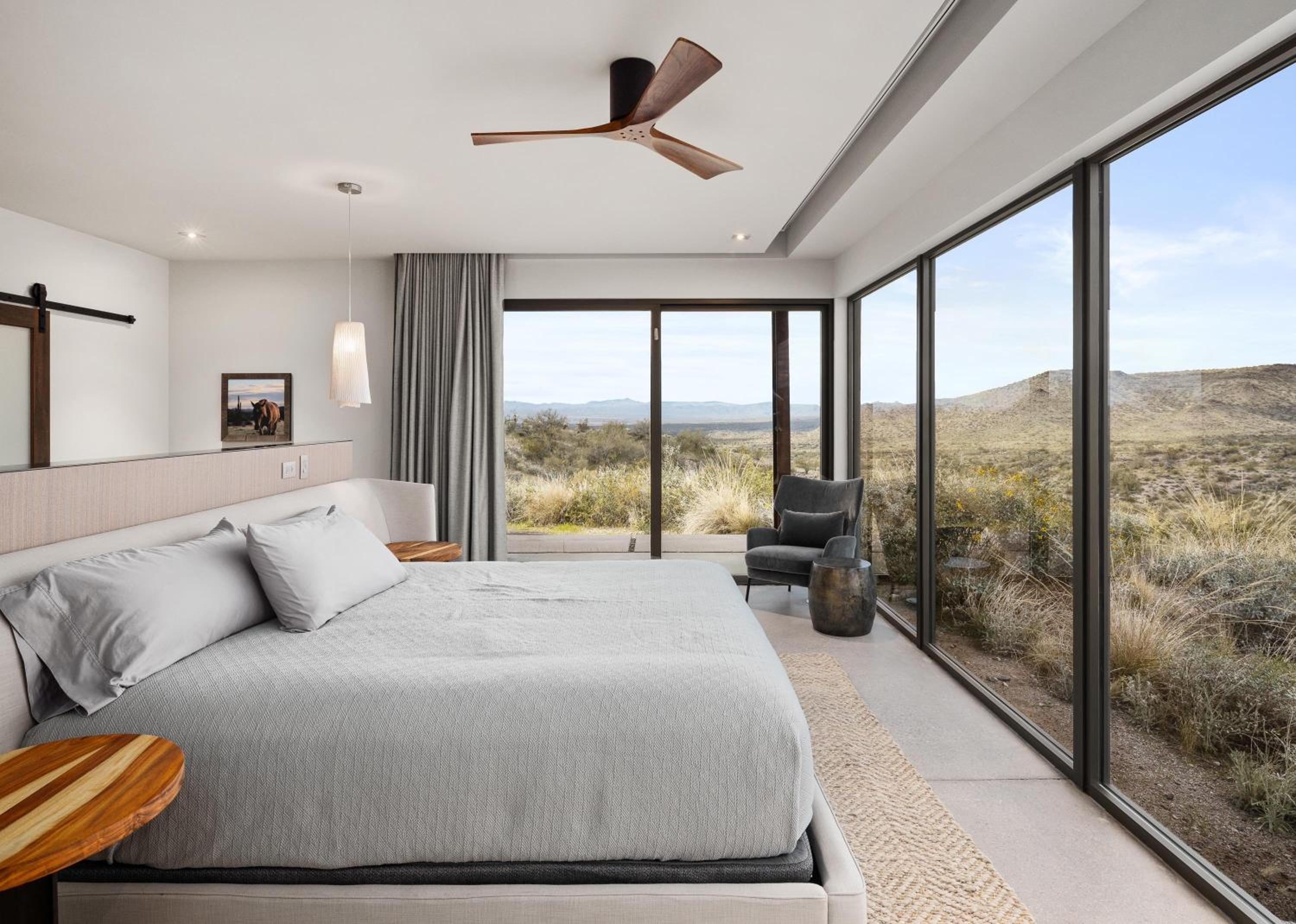 Paradise Canyon-Infinity Heated Pool-Estate 3