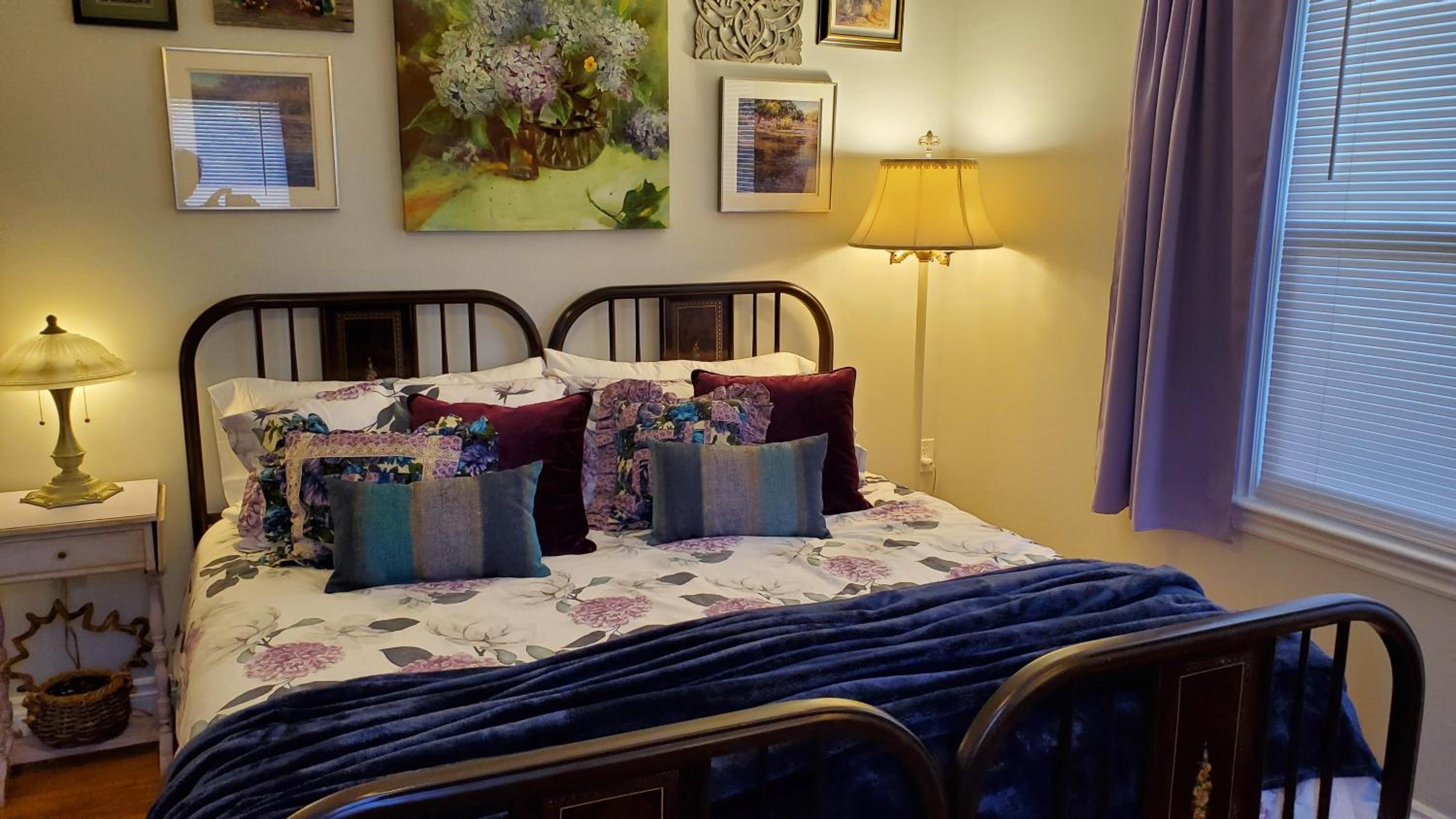 Glorious Gardens Bed and Breakfast