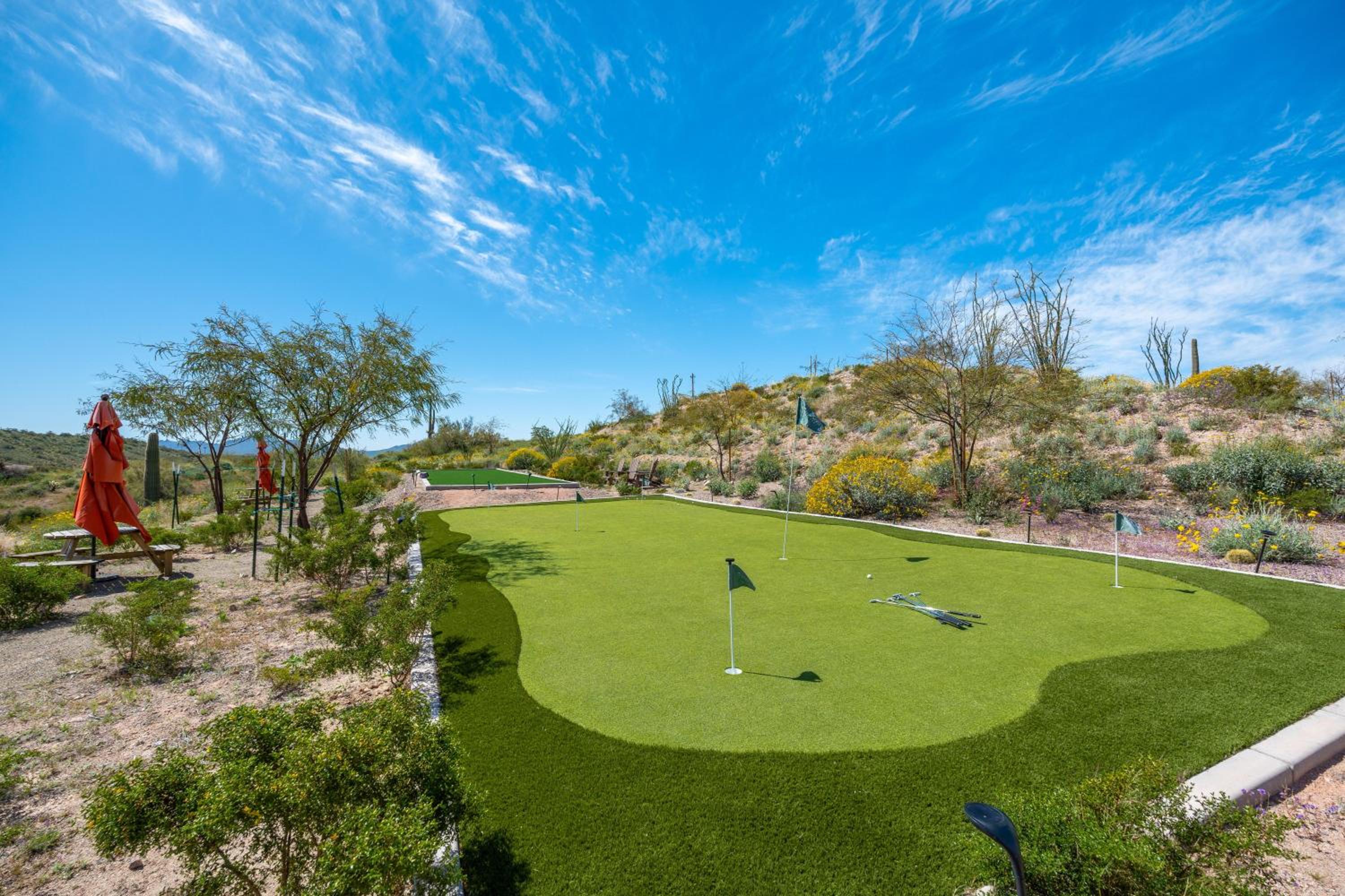 Paradise Canyon-Infinity Heated Pool-Estate 3