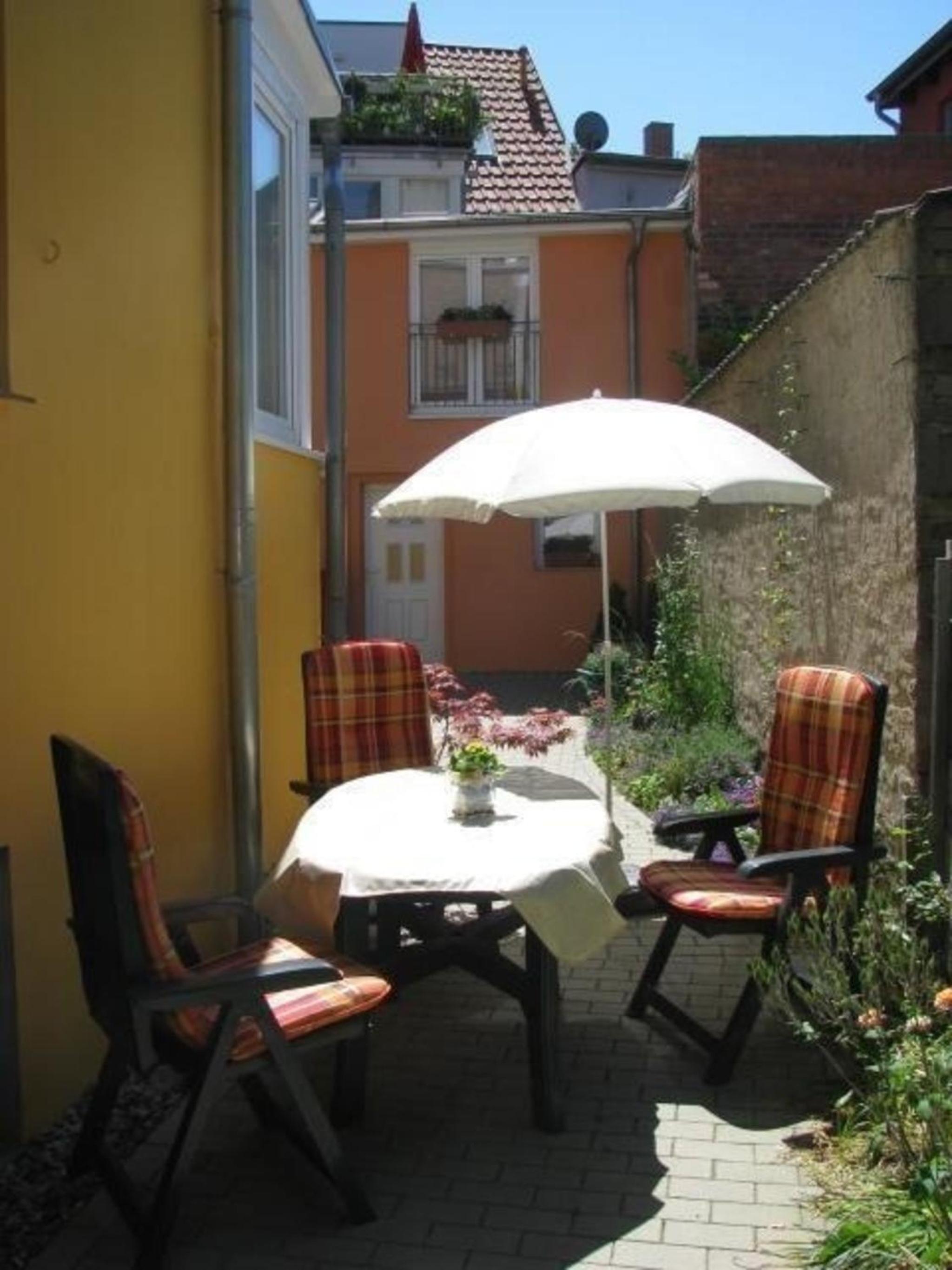 Moderne Ferienwohnung Mitten In Greifswald