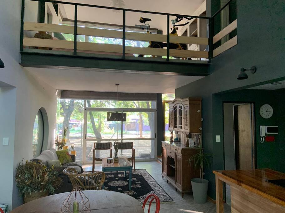 Loft moderno en medio del bosque