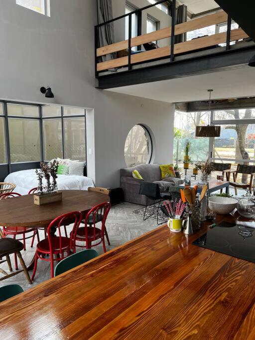 Loft moderno en medio del bosque