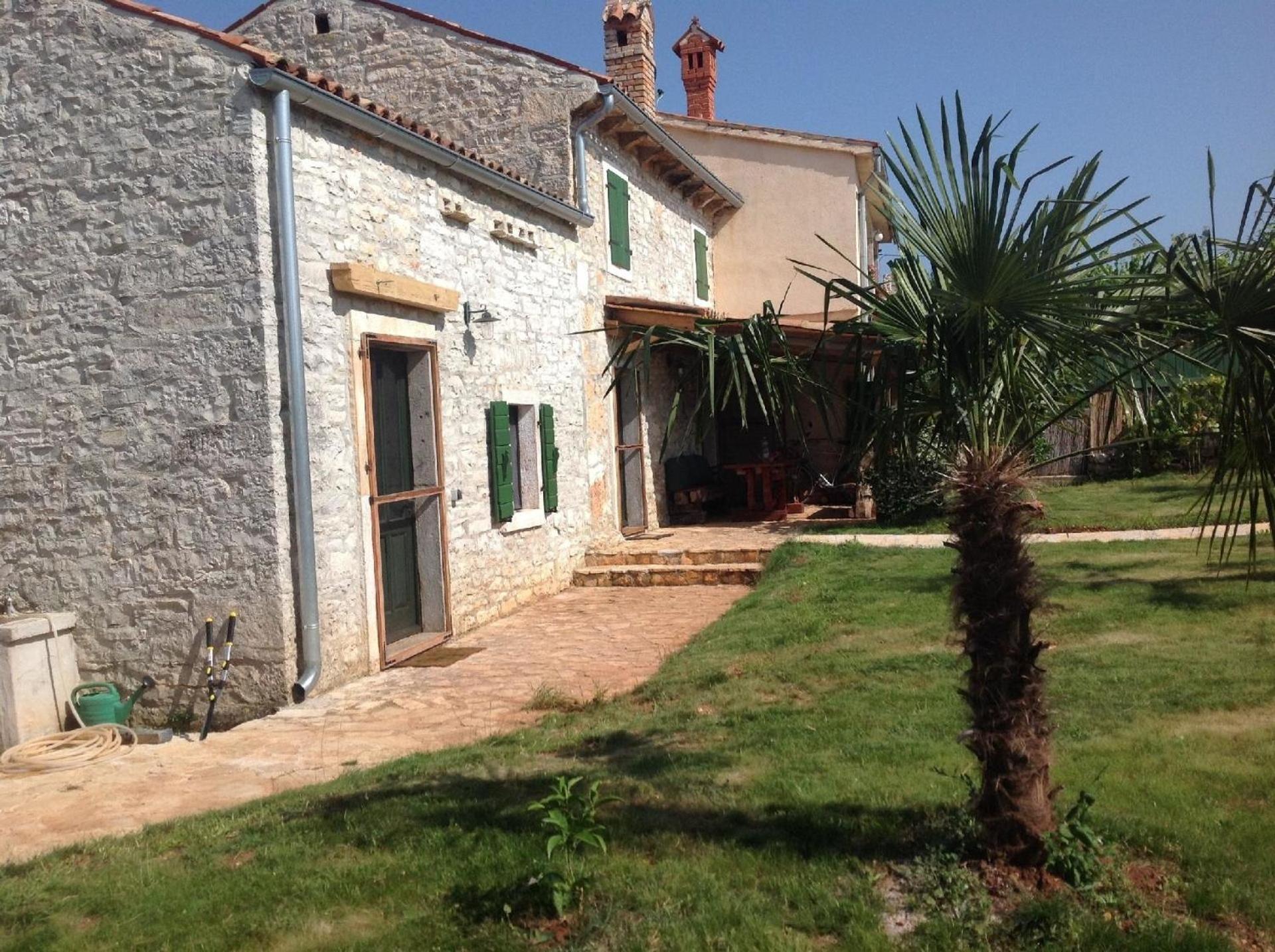 Ferienhaus In Bratulići Mit Privatem Pool view 5