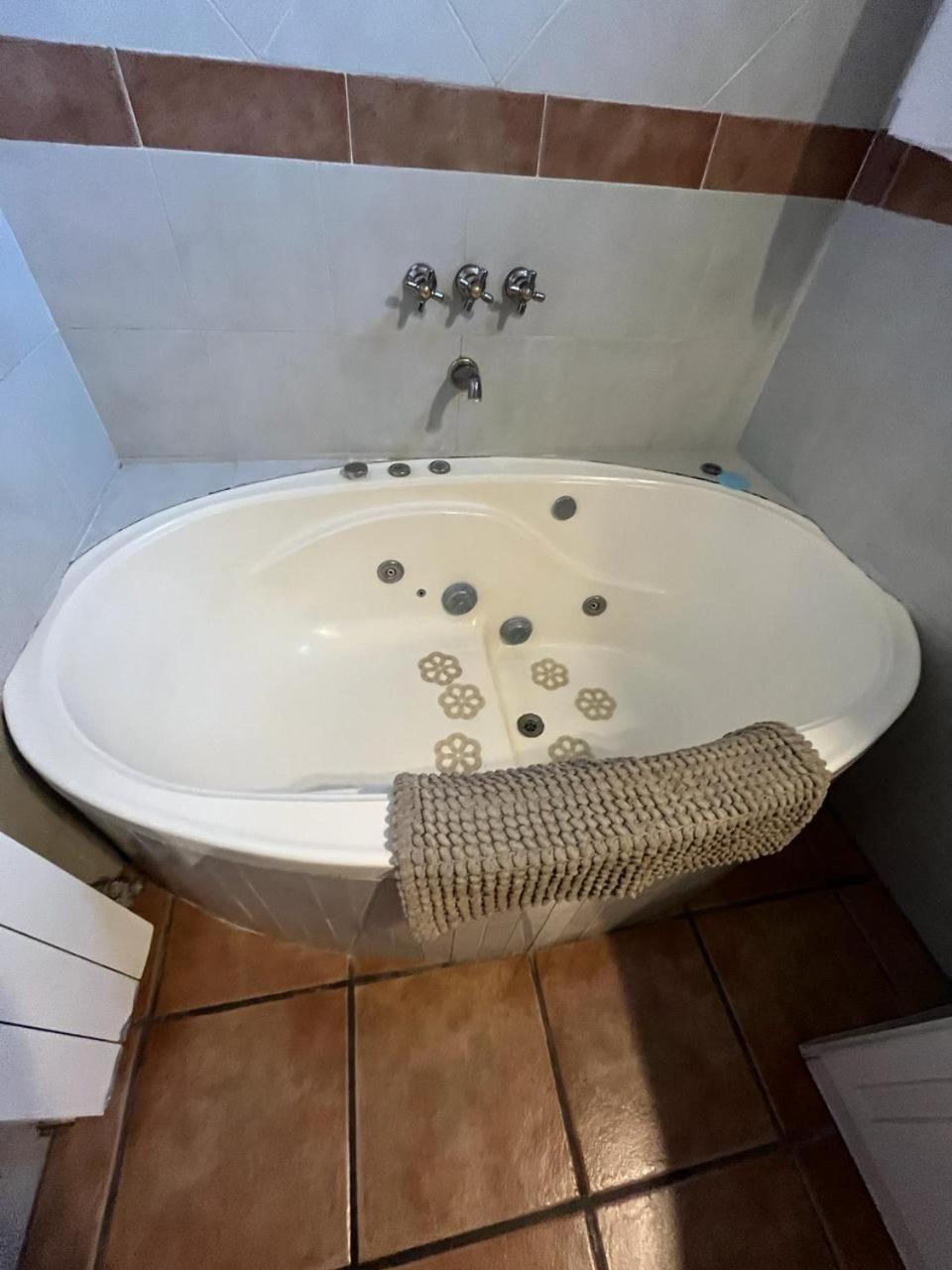 Casa Chacras de Coria con Pileta