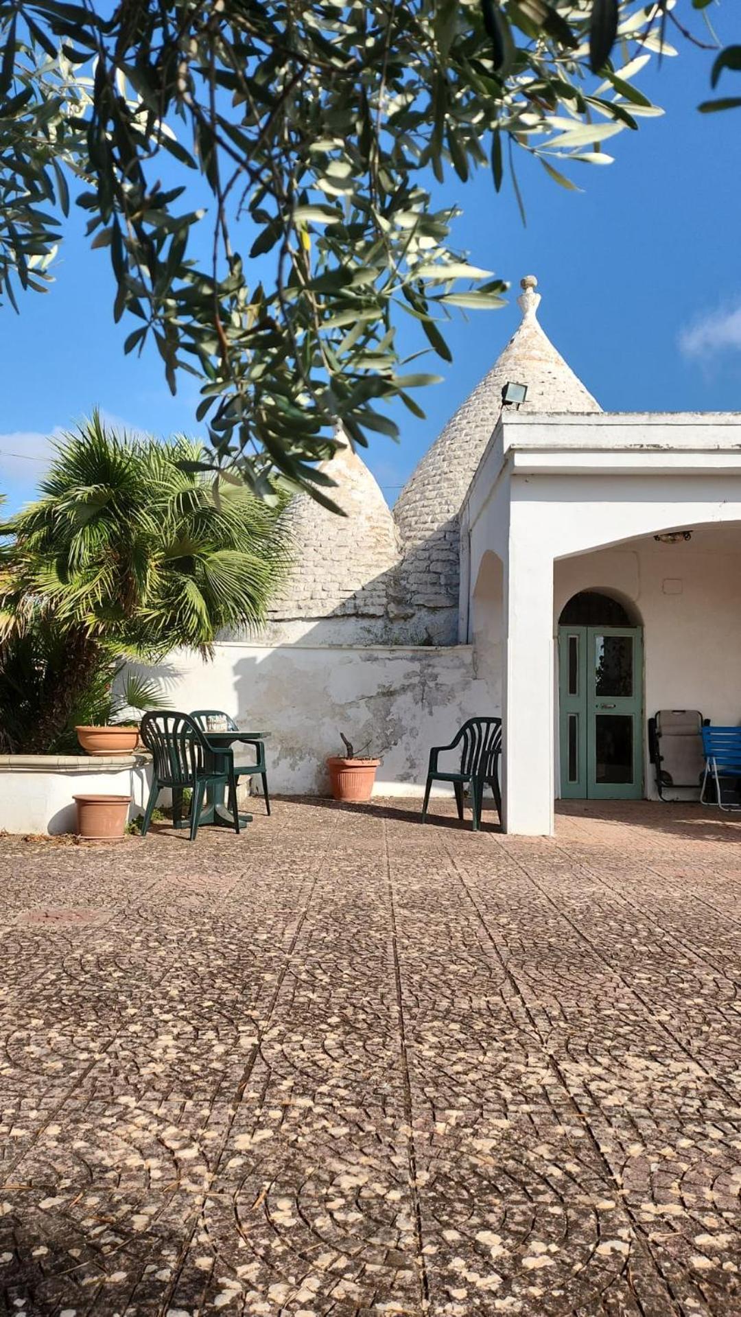 Trullo LuCe Ostuni view 2