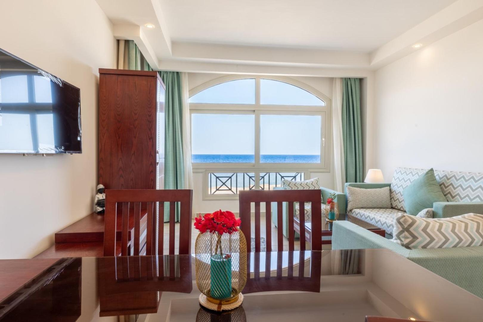 Oyster Bay Beach Suites
