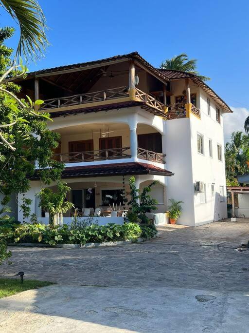 Acogedor apartamento en playa Las Ballenas