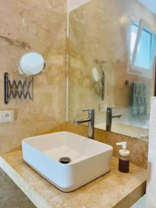 Acogedor apartamento en playa Las Ballenas