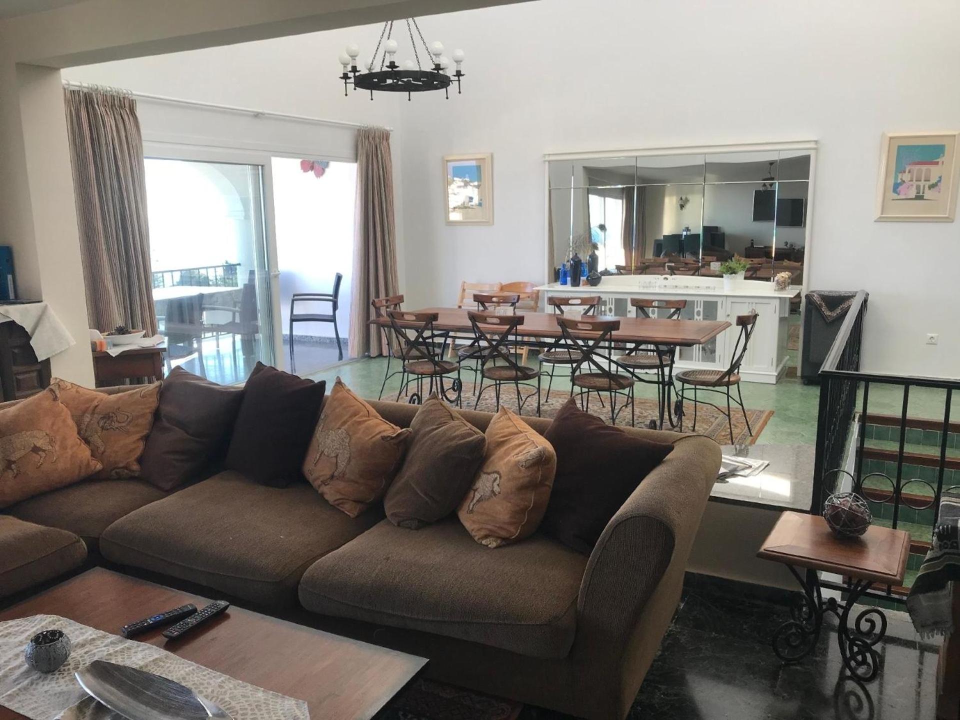 Sonnige Villa Bella Vista mit fantastischem Panoramablick und privaten Pool, exklusive Lage