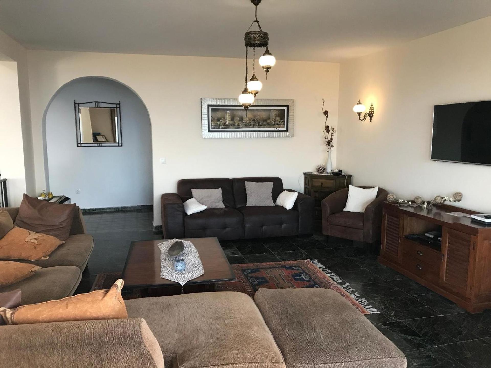Sonnige Villa Bella Vista mit fantastischem Panoramablick und privaten Pool, exklusive Lage