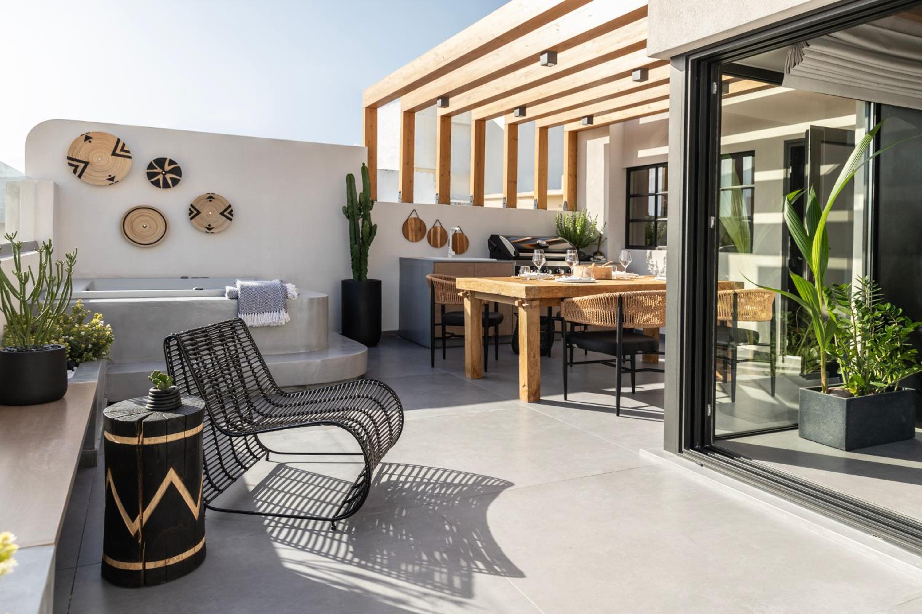 balance & terrace