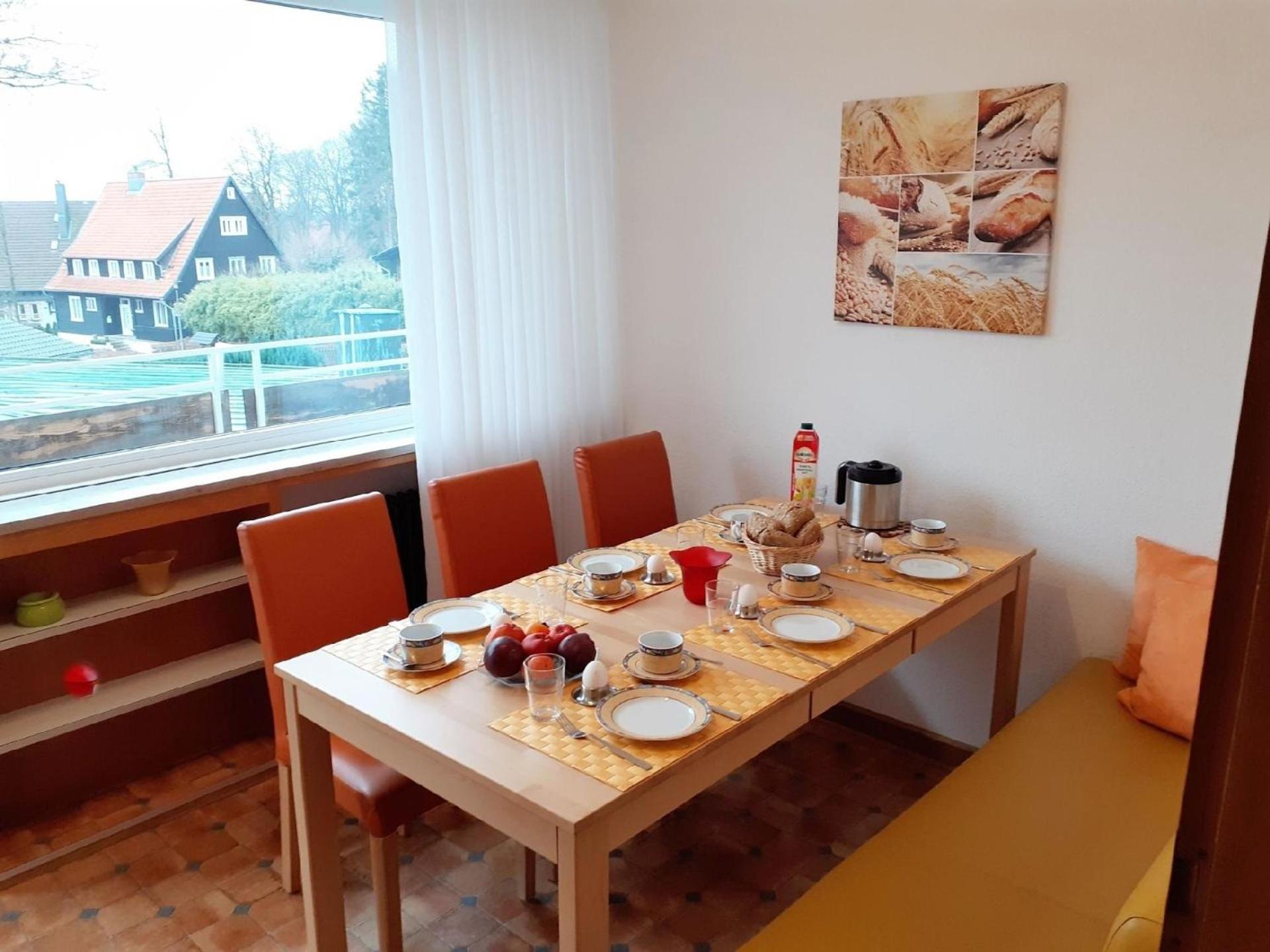 Großzügige Wohnung Mit Bergblick Im Haus Hopfe