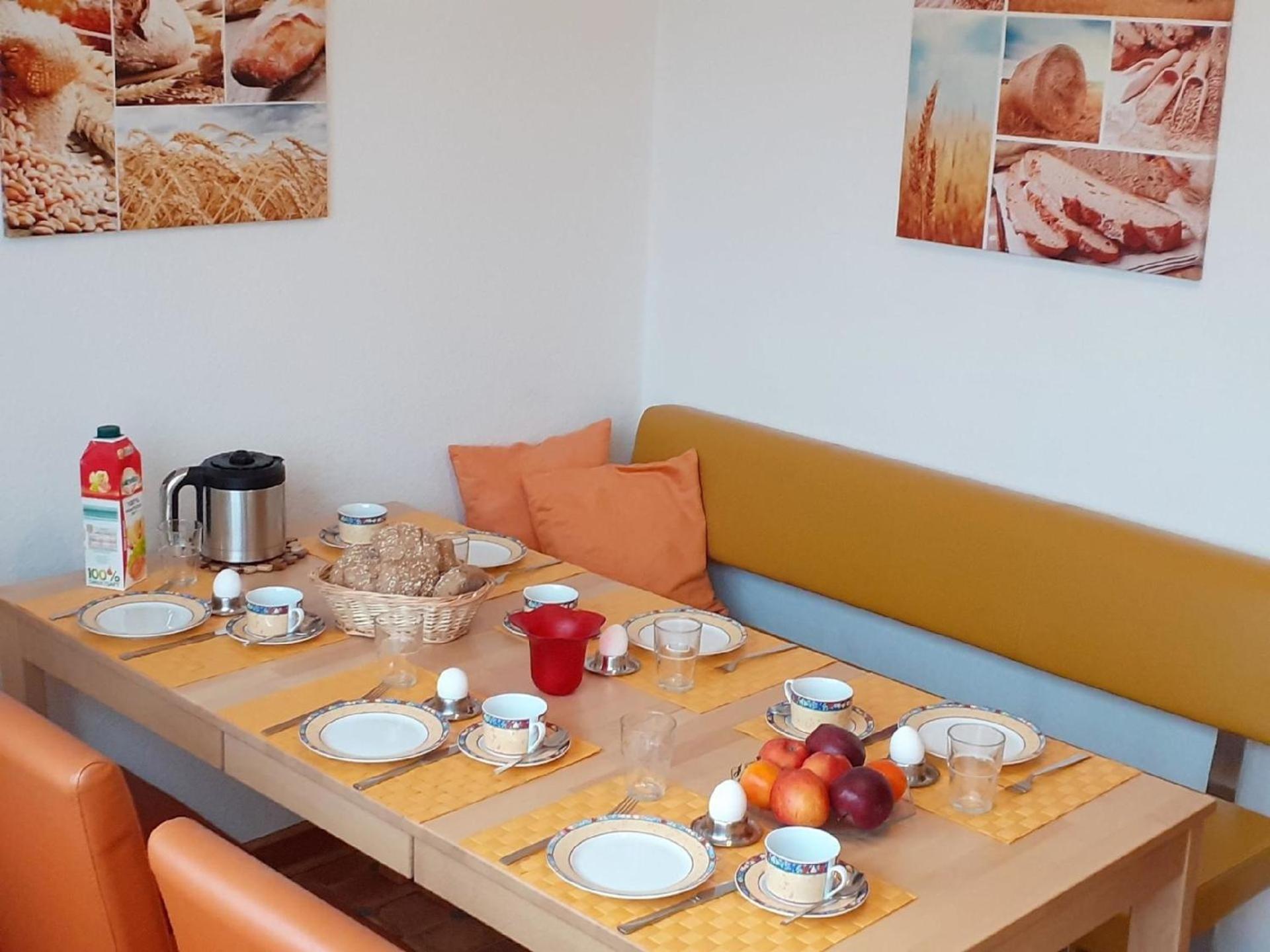 Großzügige Wohnung Mit Bergblick Im Haus Hopfe