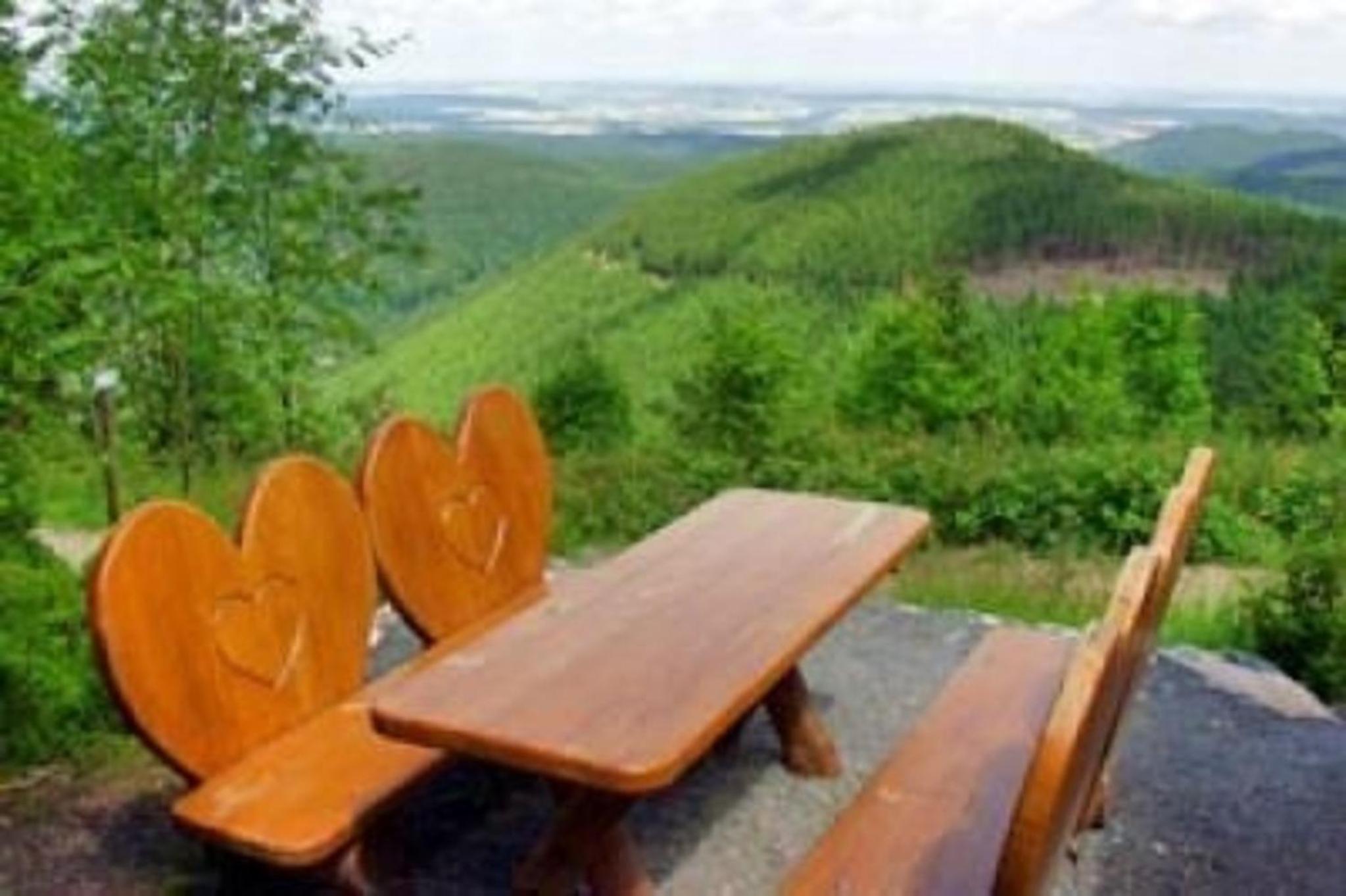 Großzügige Wohnung Mit Bergblick Im Haus Hopfe