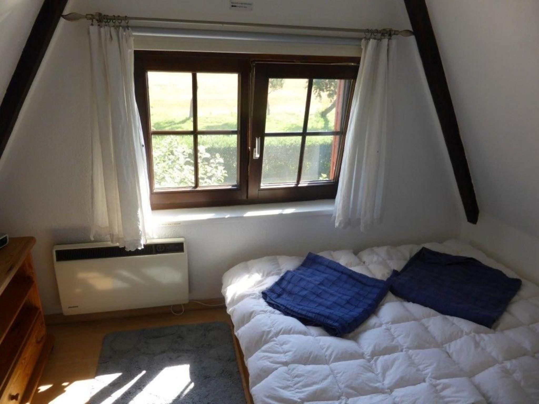Behagliches Ferienhaus Mit Garten Und Terrasse