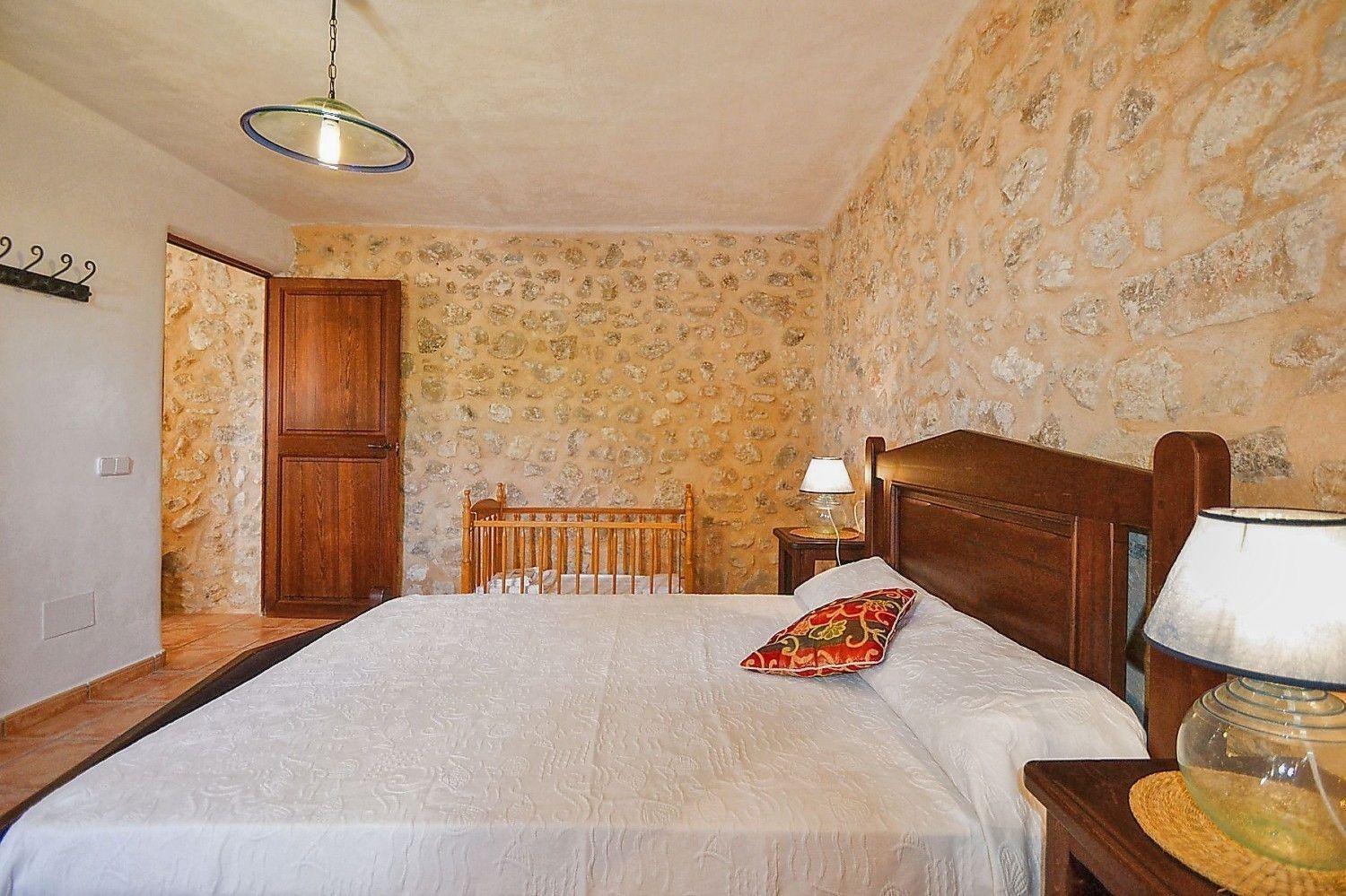 Perfektes Ferienhaus in Vilafranca De Bonany mit Privatem Pool
