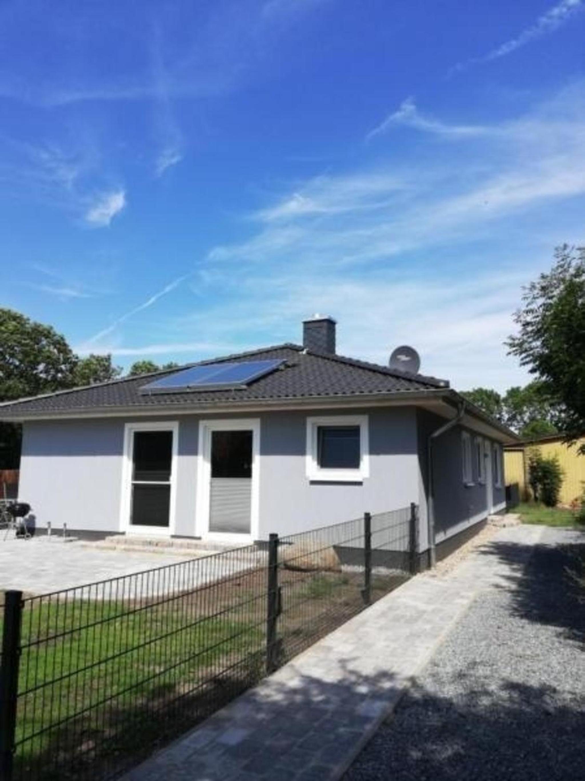 Modernes Ferienhaus mit großer Terrasse - b55405