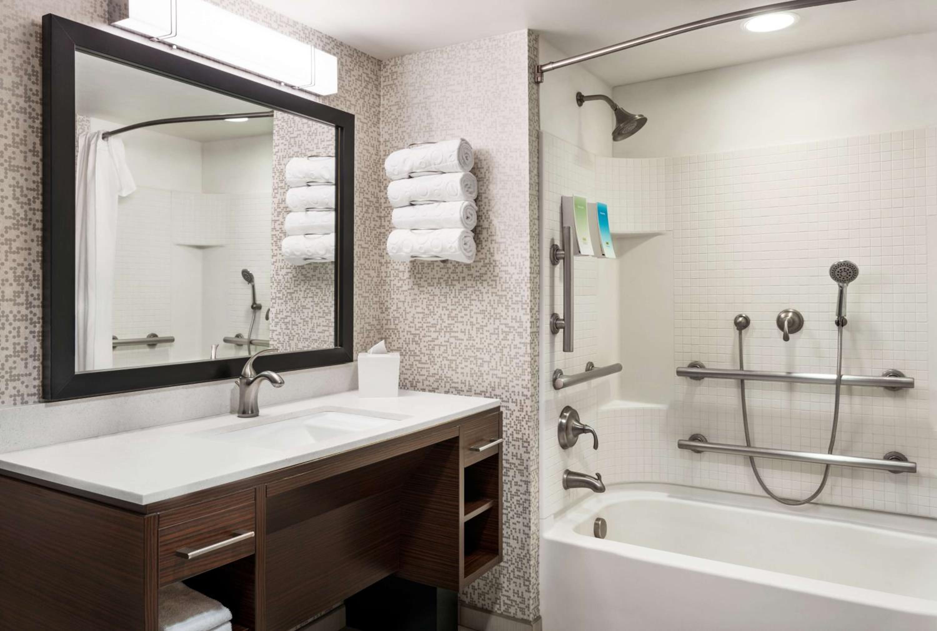 Ogden Vacations - Home2 Suites by Hilton Salt Lake City/Layton - Property Image 5