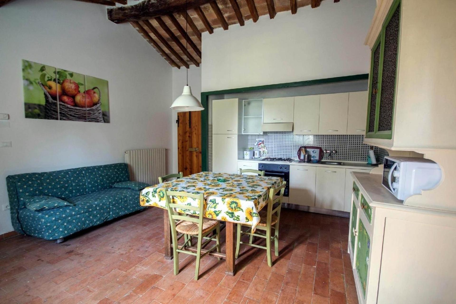Große Wohnung in Castellina Marittima mit Privatem Garten - a88443